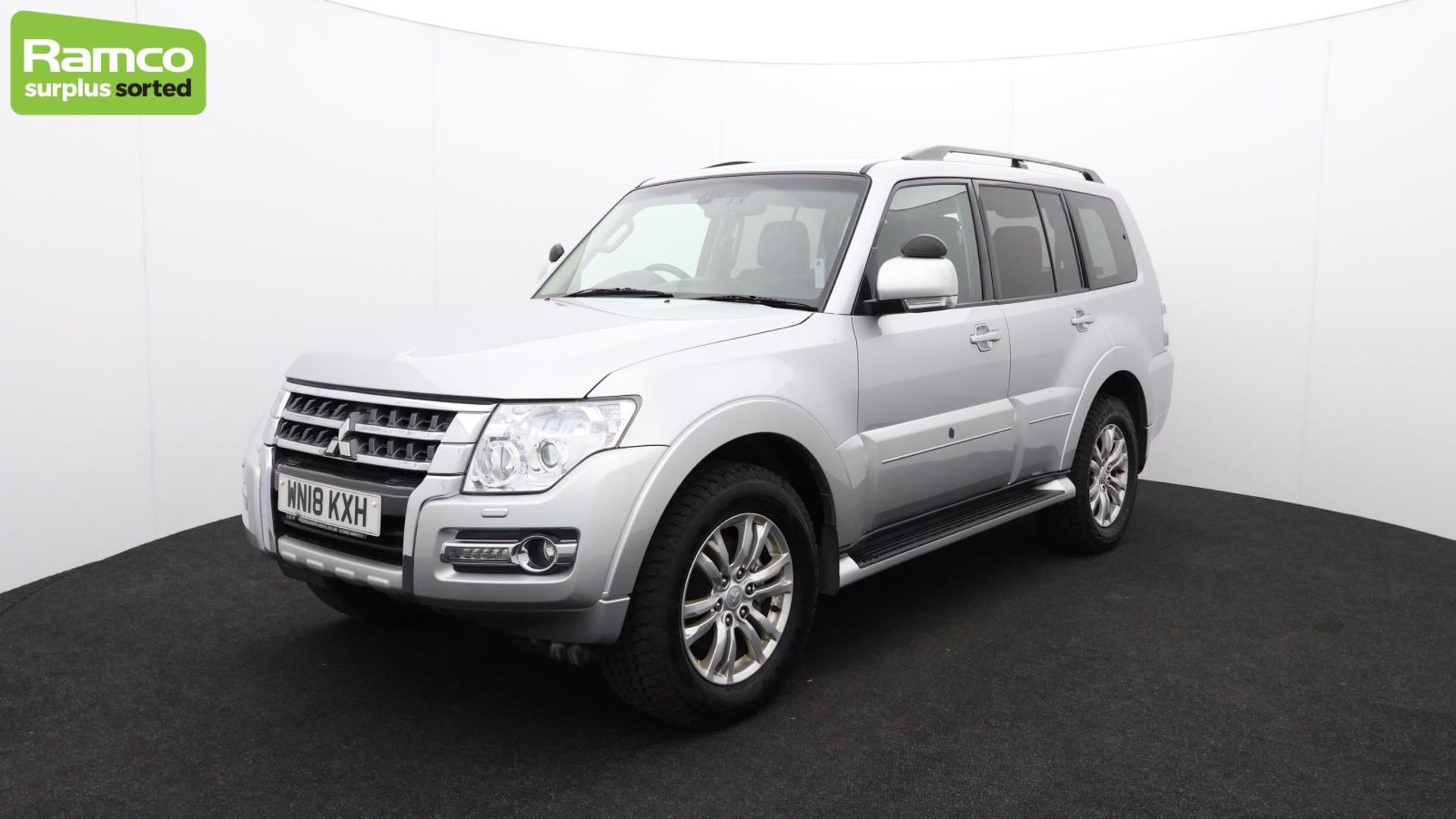 Mitsubishi Shogun WN18 KXH 3.2 DI-DC SG3 Auto 4WD LWB Euro 6 5dr LWB - Image 2 of 51