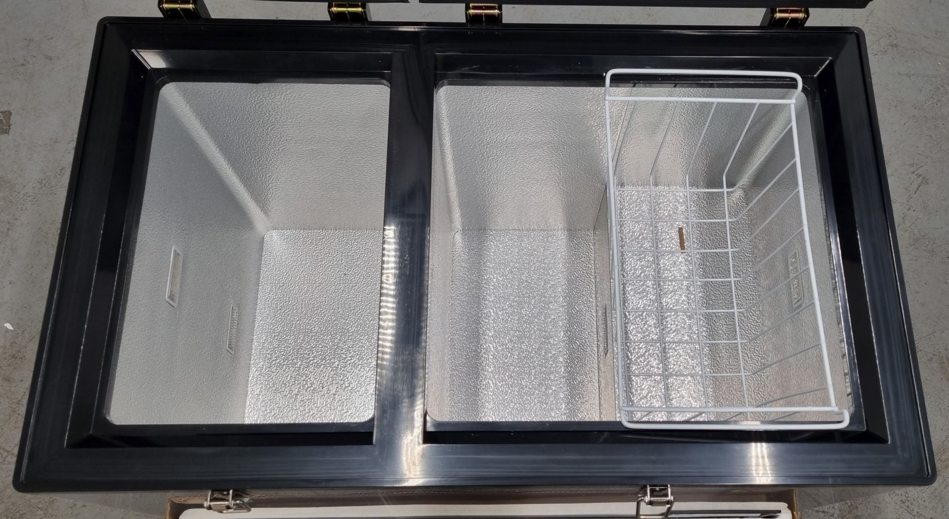 Alpicool BCD125 dual zone car refrigerator - Bild 6 aus 16