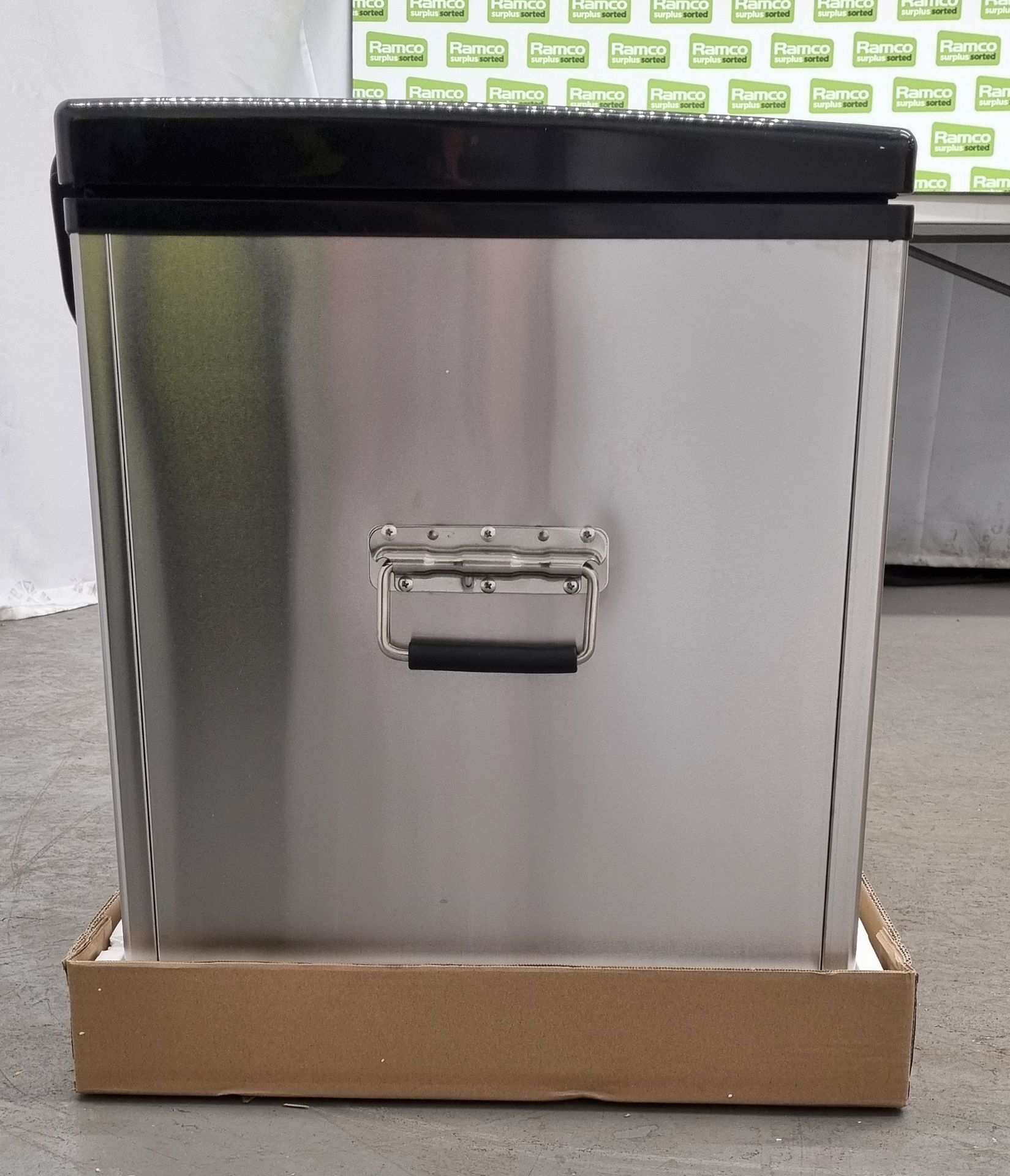 Alpicool BCD125 dual zone car refrigerator - Bild 12 aus 16