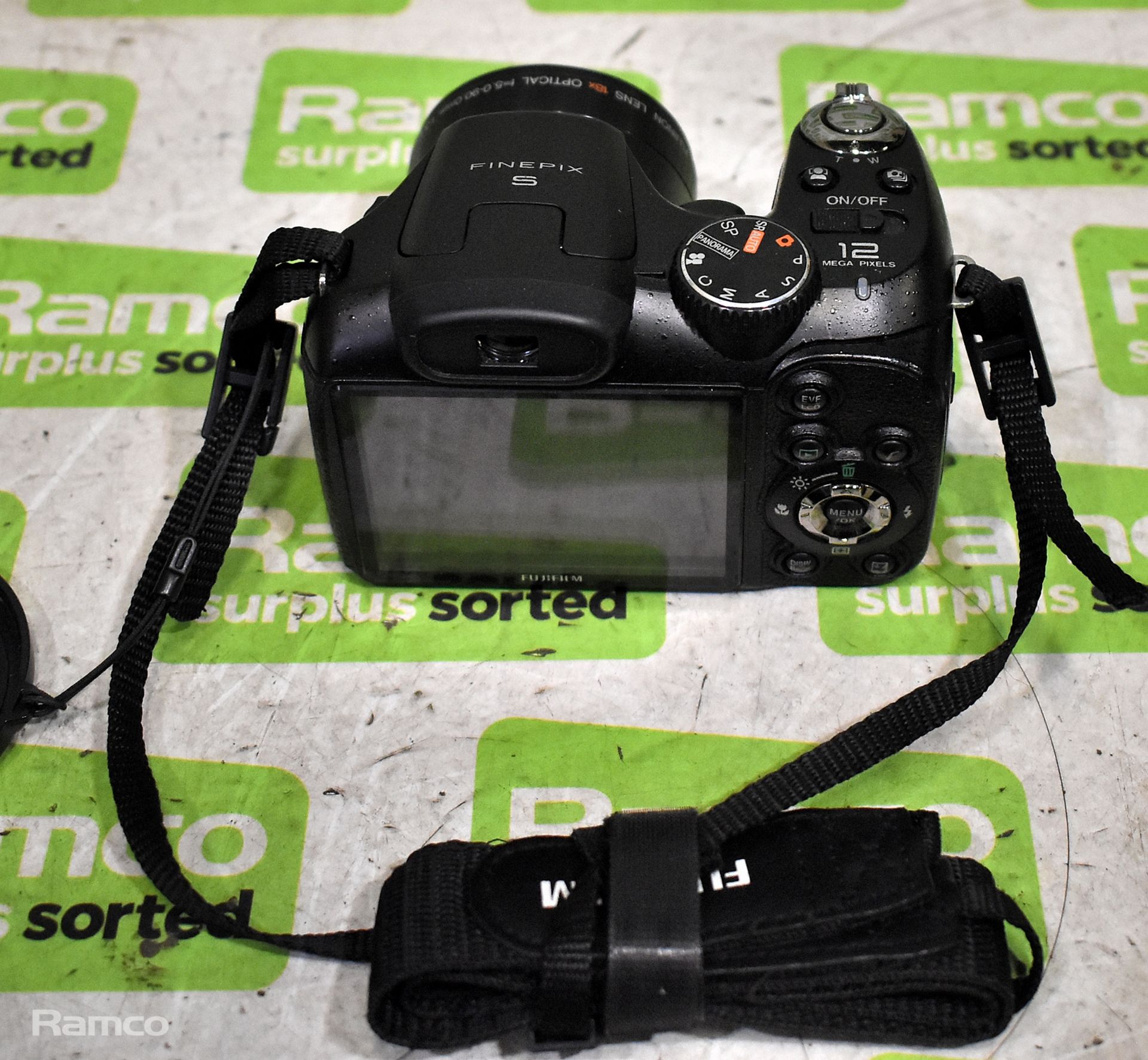 Fujifilm Finepix S2500 HD digital camera with box - Bild 4 aus 6