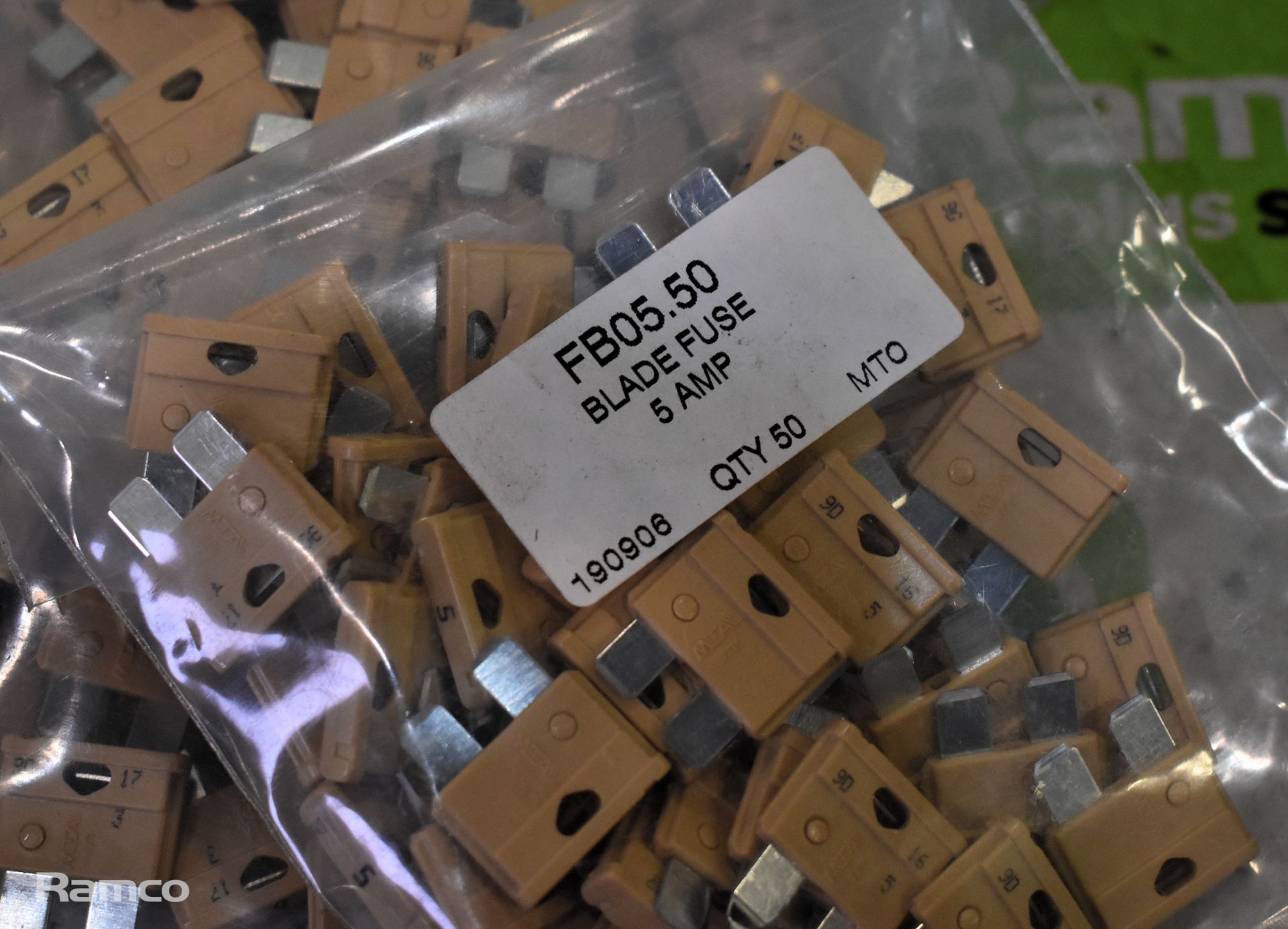 10x Packs of 50 FB05.50 5 AMP blade fuses - Bild 2 aus 2