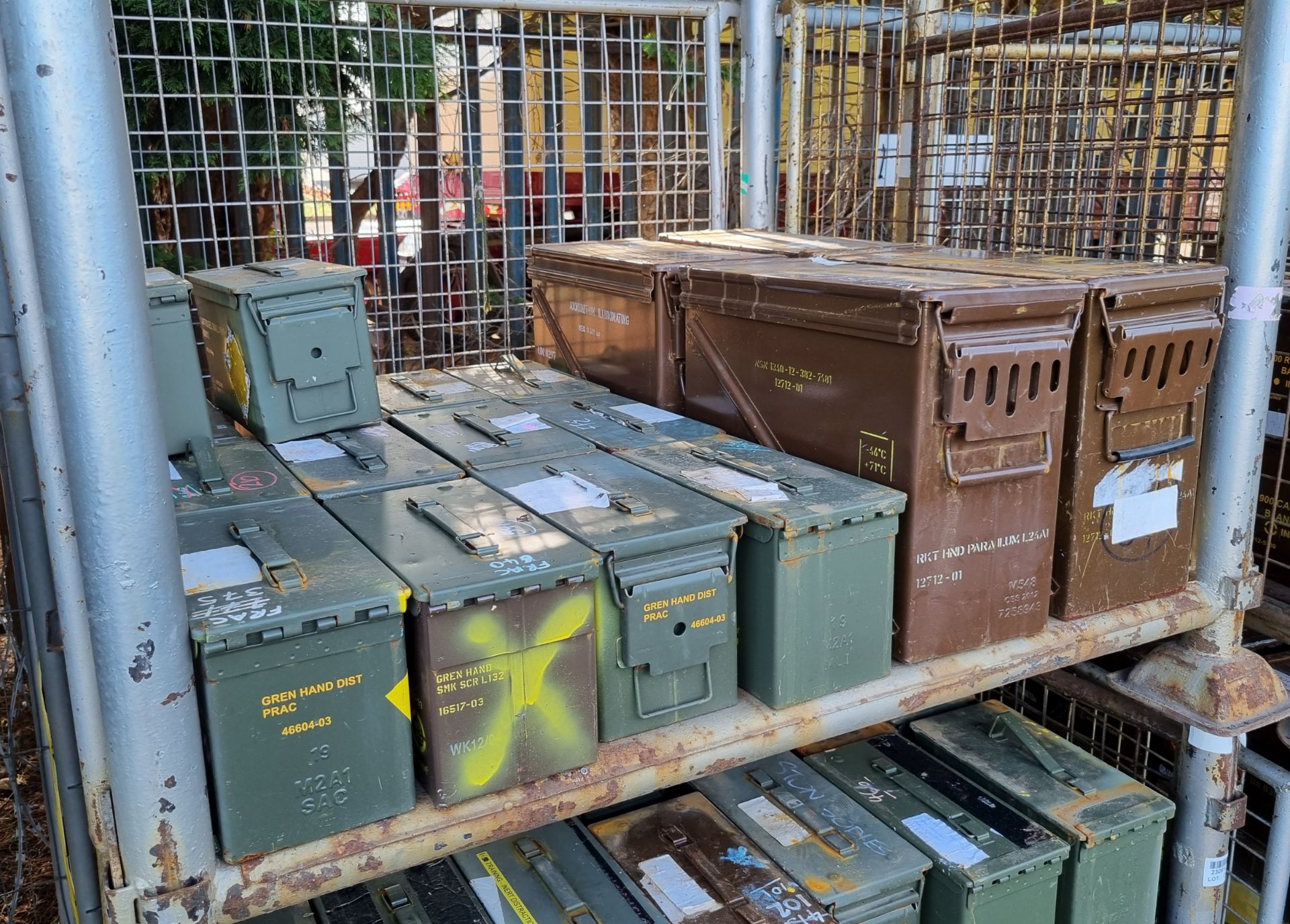 14x M2A1 ammo boxes, 4x M548 ammo boxes - Image 2 of 5