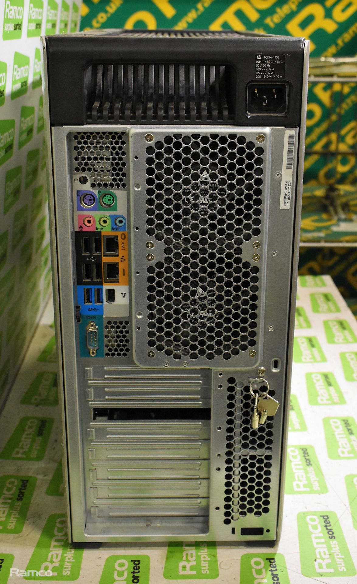 HP Z820 workstation desktop pc - no hard drive - spares or repair - Image 5 of 5