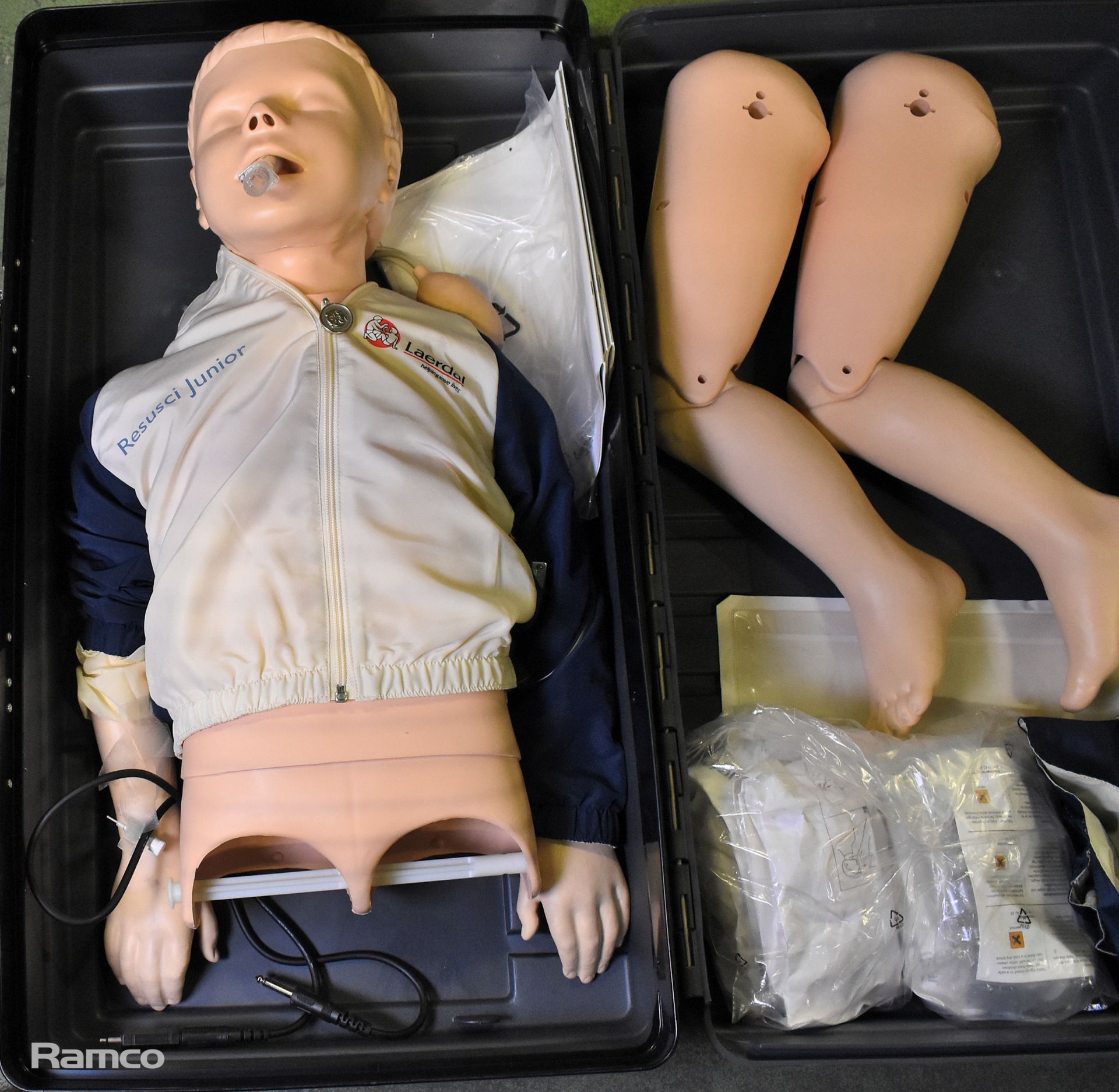 Laerdal Resusci Junior training dummy with carry case - Image 3 of 9