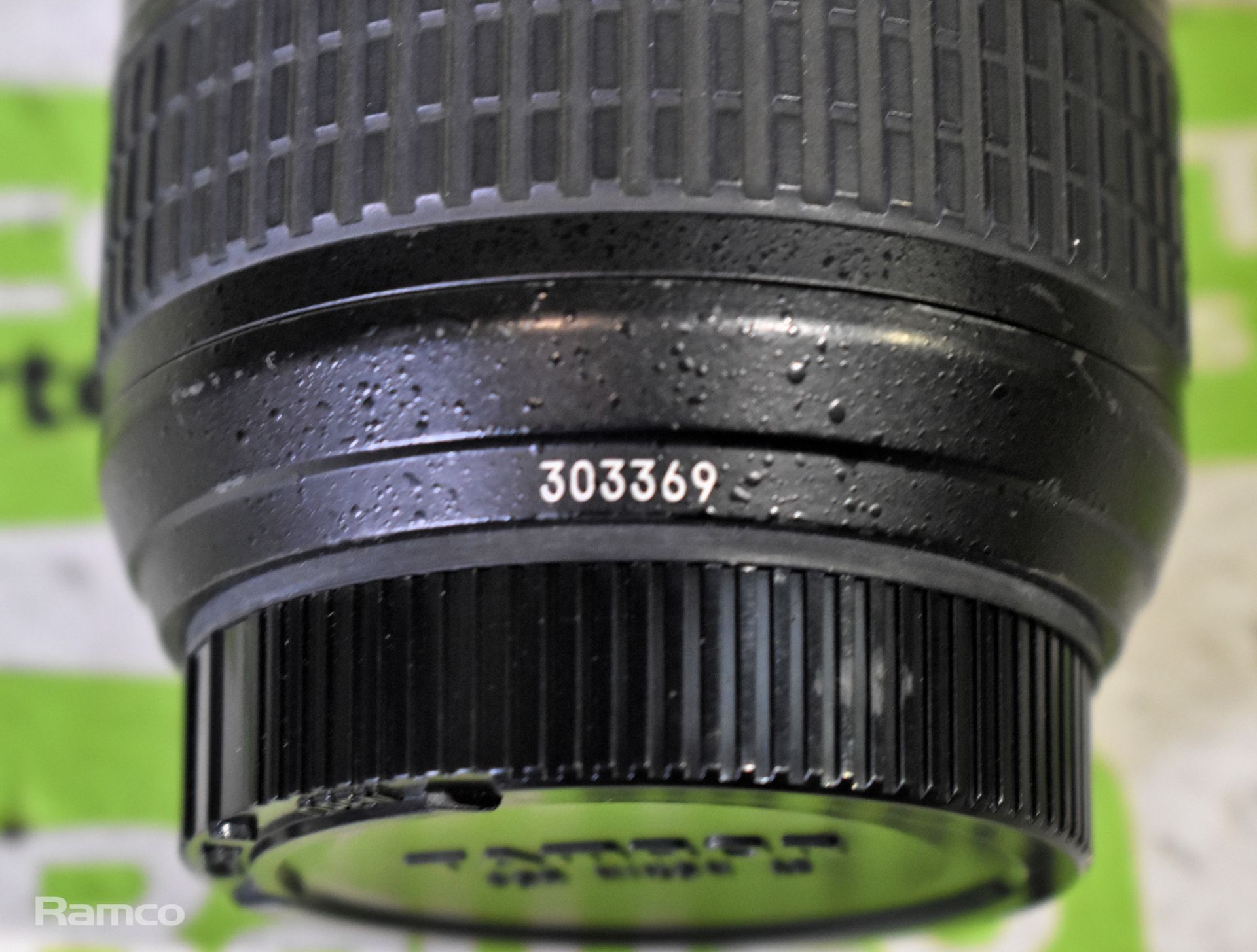 Nikon AF-S NIKKOR 14-24mm lens in case - Bild 7 aus 7