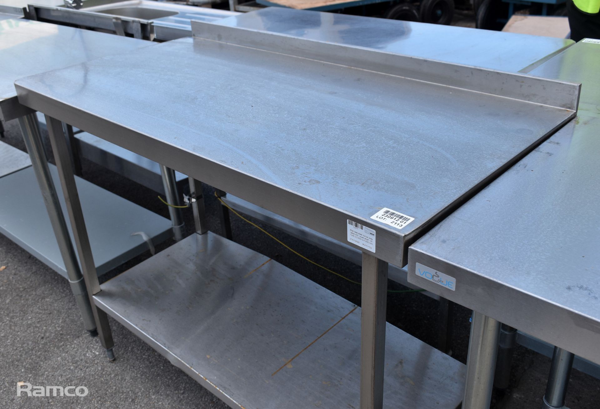 Stainless steel corner prep table with lower shelf - W 1240 x D 600 x H 930mm - Bild 3 aus 3