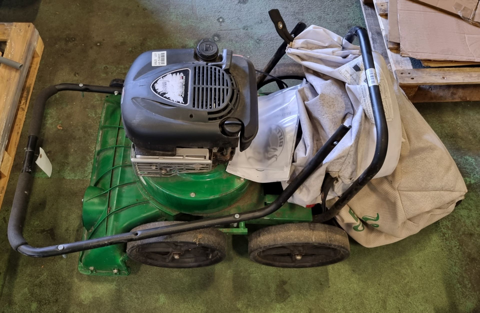 Billy Goat KV600 lawn vacuum - Serial No. 080414055 - Bild 2 aus 6
