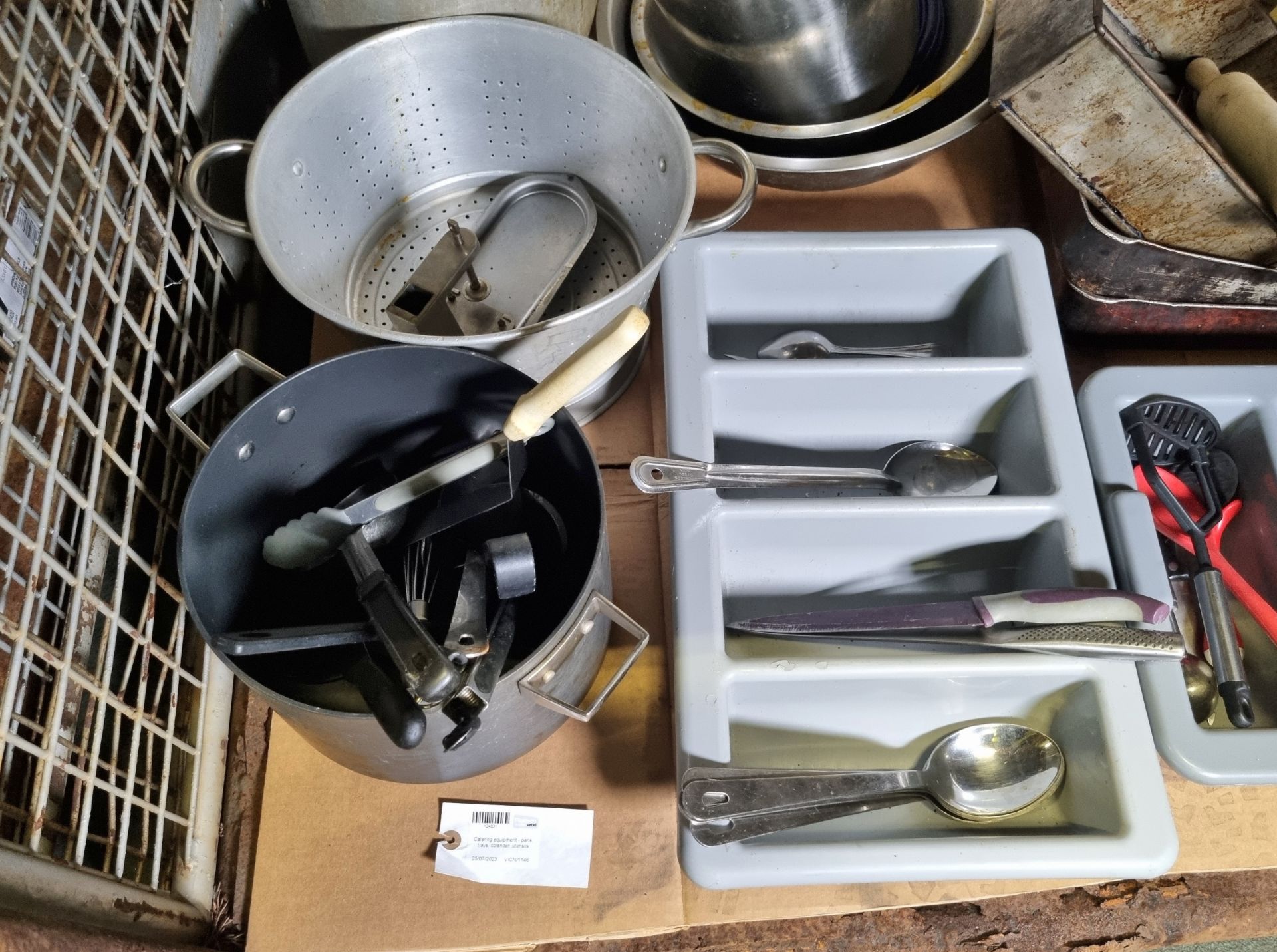 Catering equipment - pans, trays, colander, utensils - Bild 4 aus 6