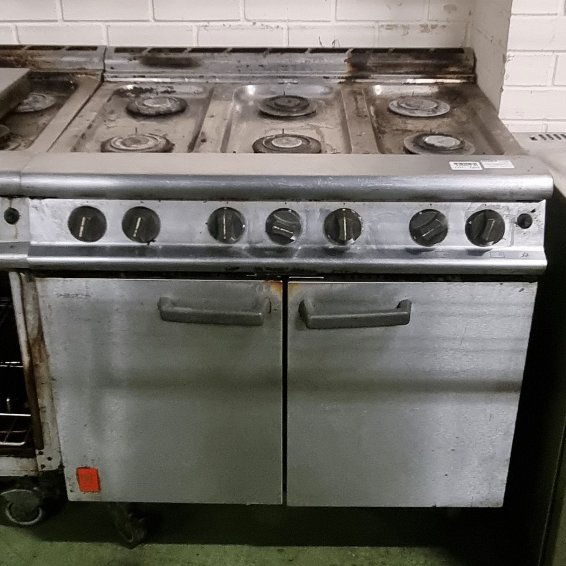 Falcon 6-burner gas oven on castors - H890 x W900 x D790mm