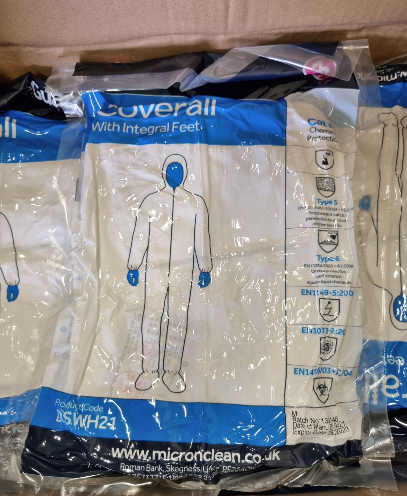 5x boxes of MicroClean SureGuard 3 - size Medium coverall with integral feet - 25 units per box - Bild 5 aus 6