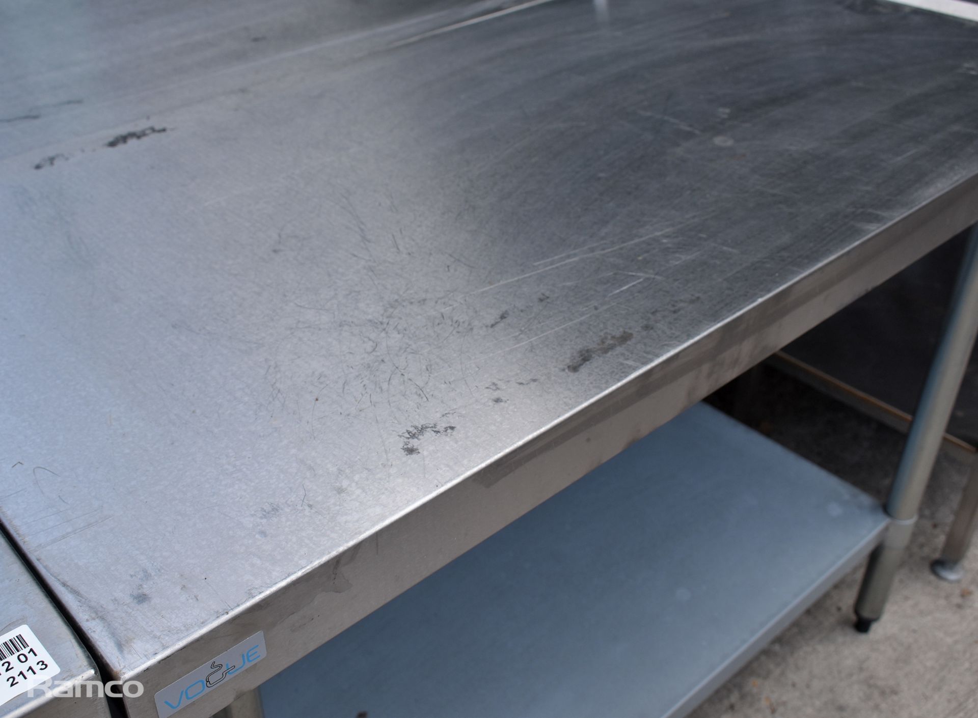 Vogue stainless steel prep table with lower shelf - W 1200 x D 600 x H 900mm - Image 3 of 3