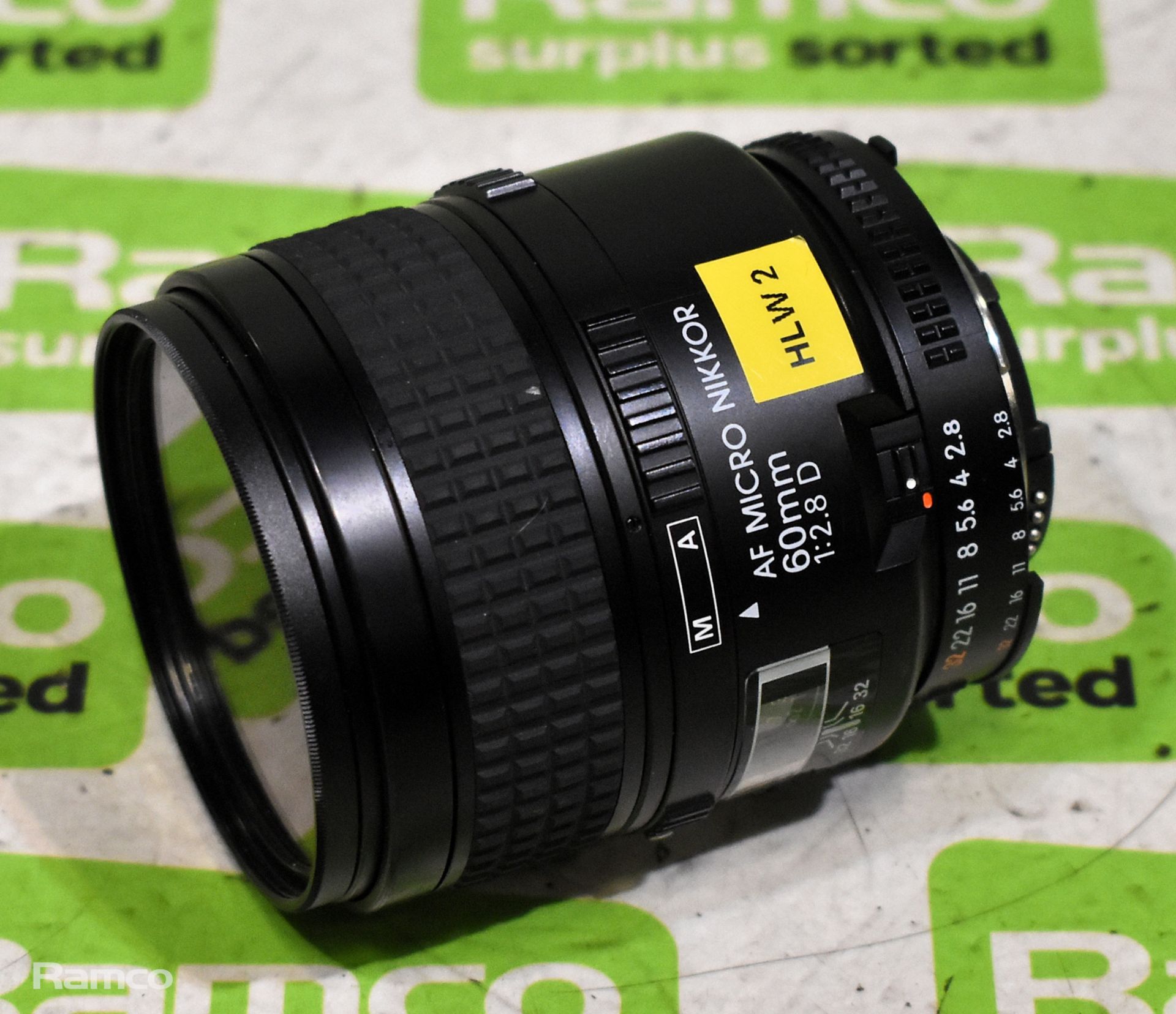 Nikon AF Micro Nikkor 60mm f/2.8D lens with Calumet MC UV 62mm filter