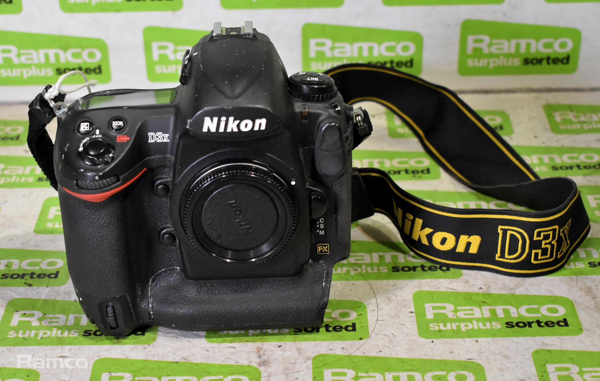 Nikon D3X digital camera - body only - no lens - no battery