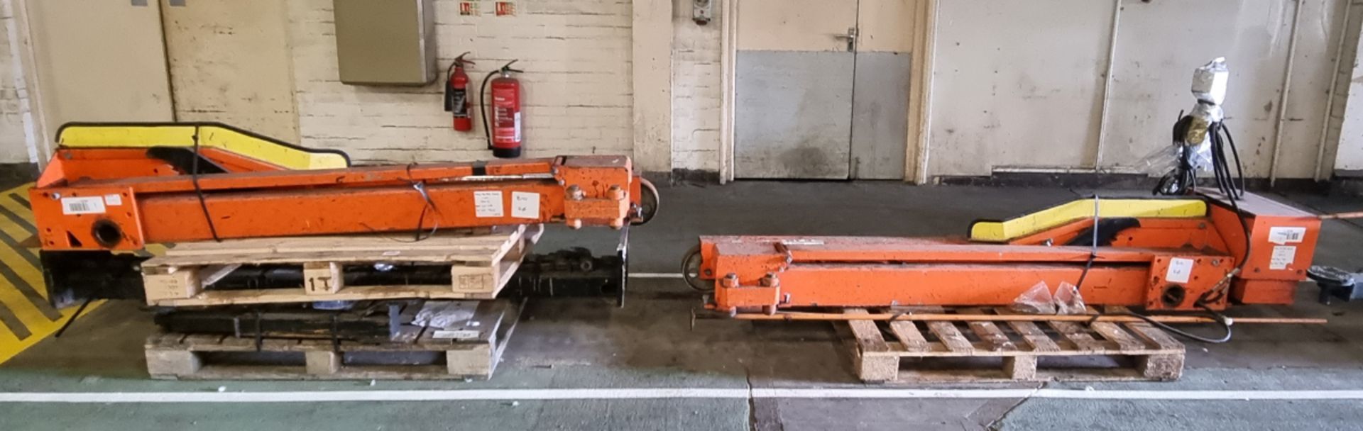 Finkbeiner FHB2500 mobile vehicle lift - 2500kg capacity - 1994 model - serial number 110-71-94