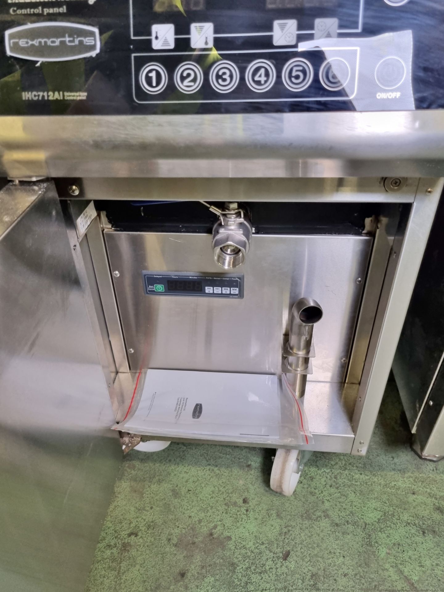 Rexmartins ESC-4B-08 free standing electric induction fryer - single tank with basket - on castors - Bild 4 aus 4