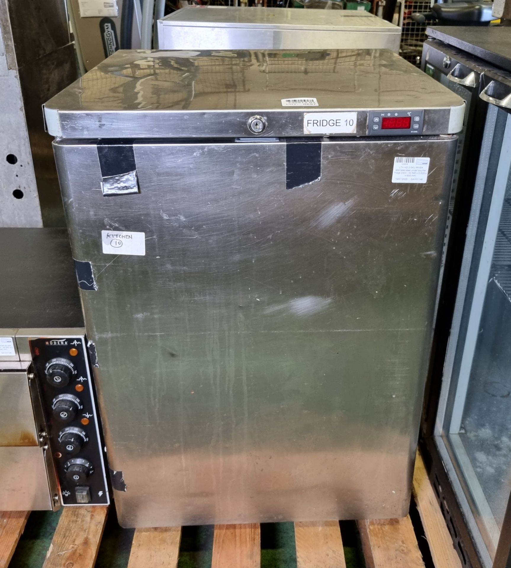LTH HG 2.0KU RF/ER stainless steel under counter fridge 240V - W 590 x D 620 x H 850 mm
