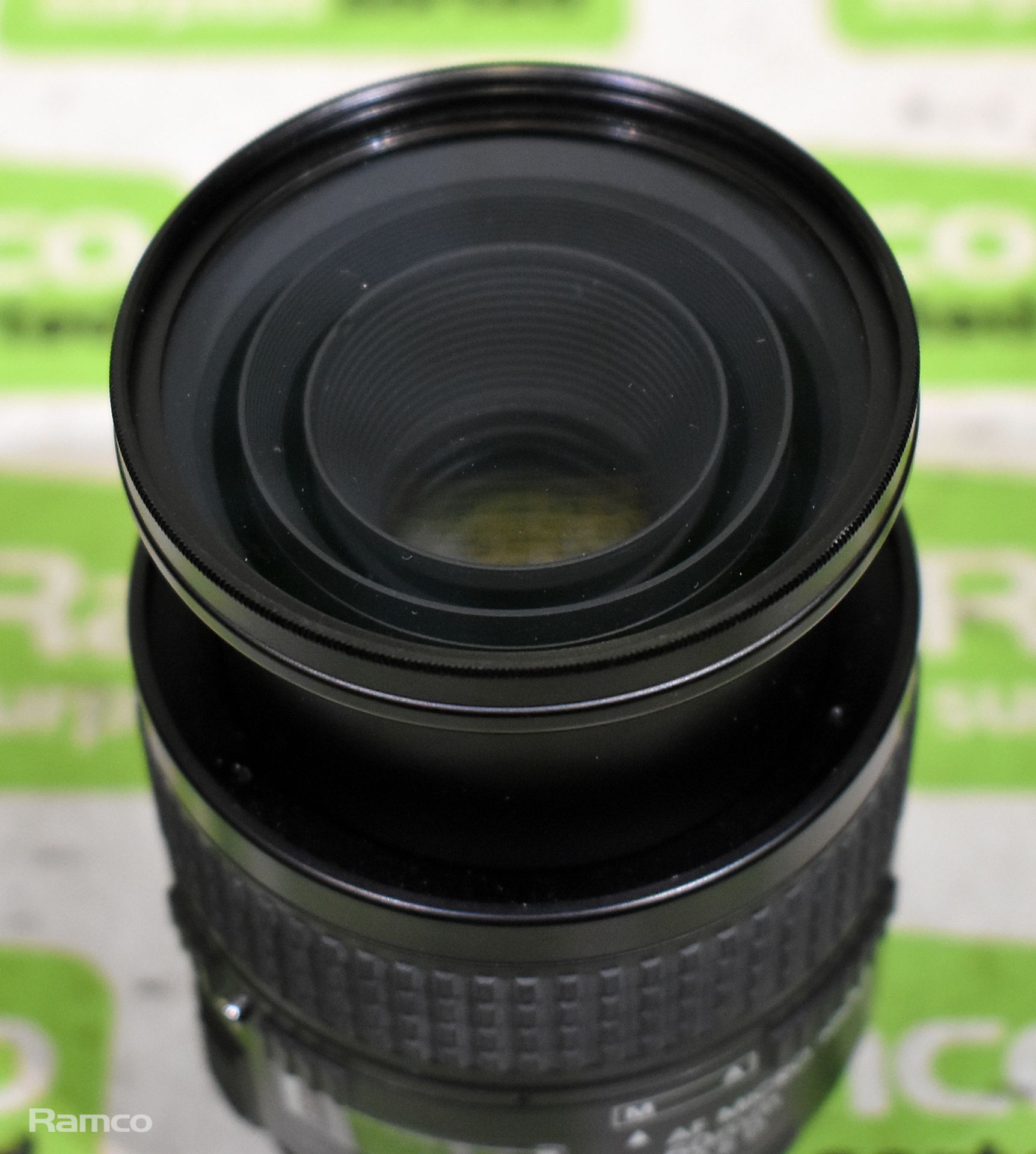 Nikon AF Micro Nikkor 60mm f/2.8D lens with Calumet MC UV 62mm filter - Bild 5 aus 6