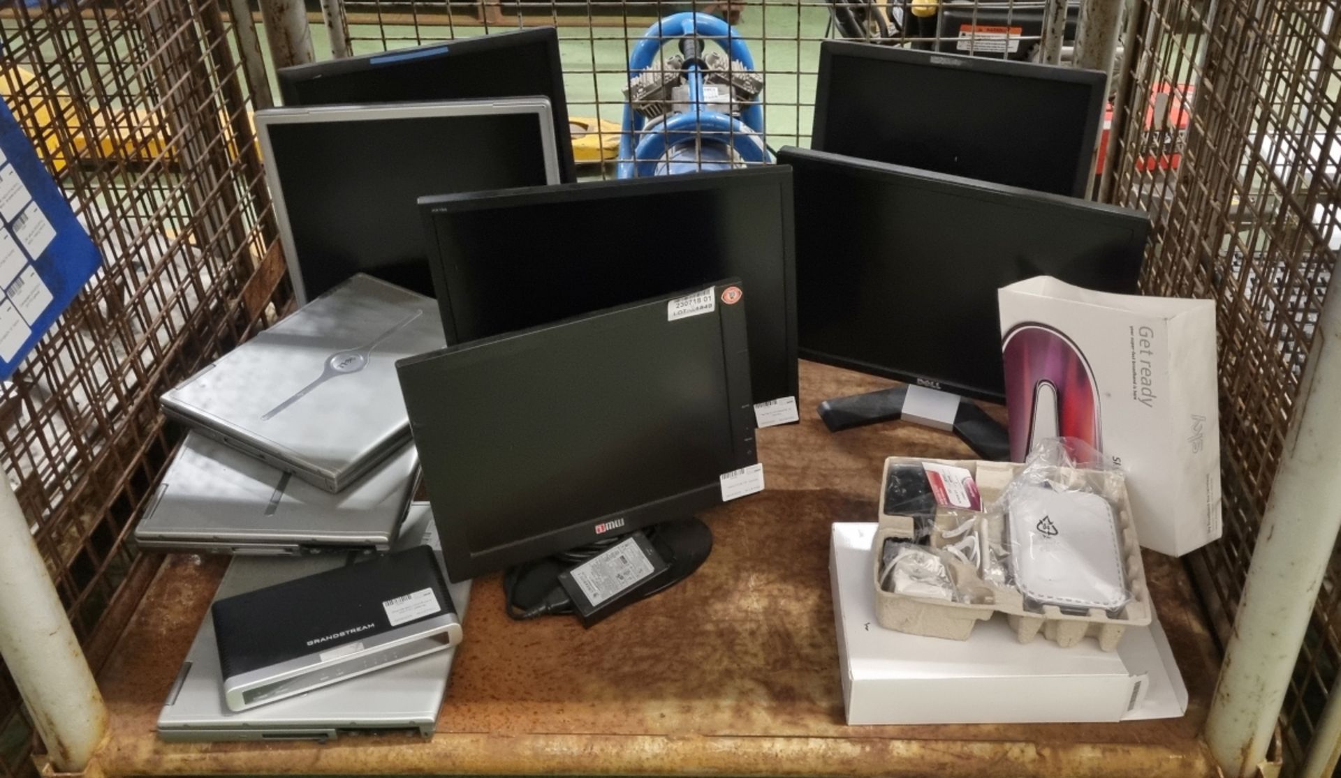 Various computer monitors & IT accessories - full details in description