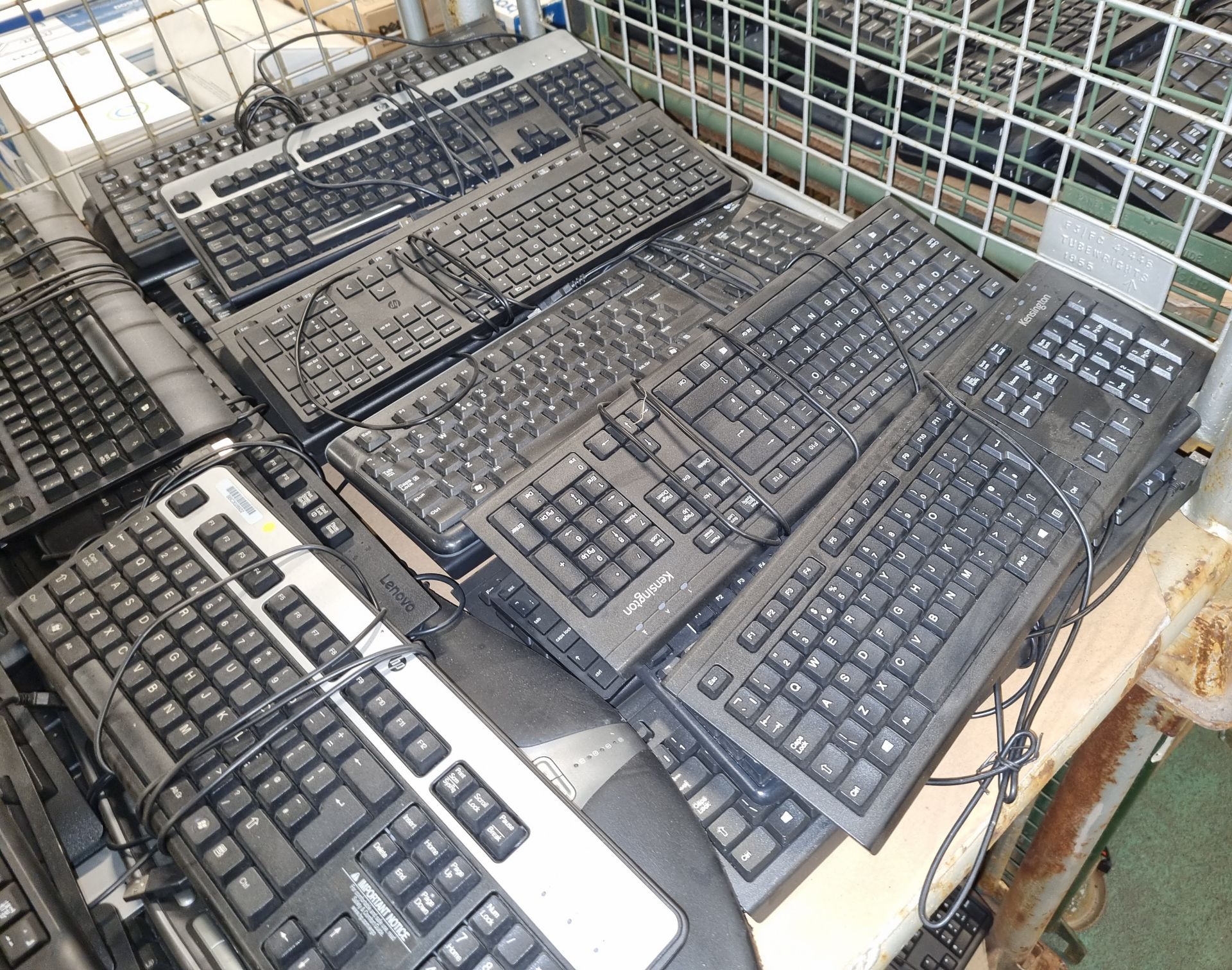 90x computer keyboards of multiple makes - HP, Logitech and Kensington - Image 3 of 5