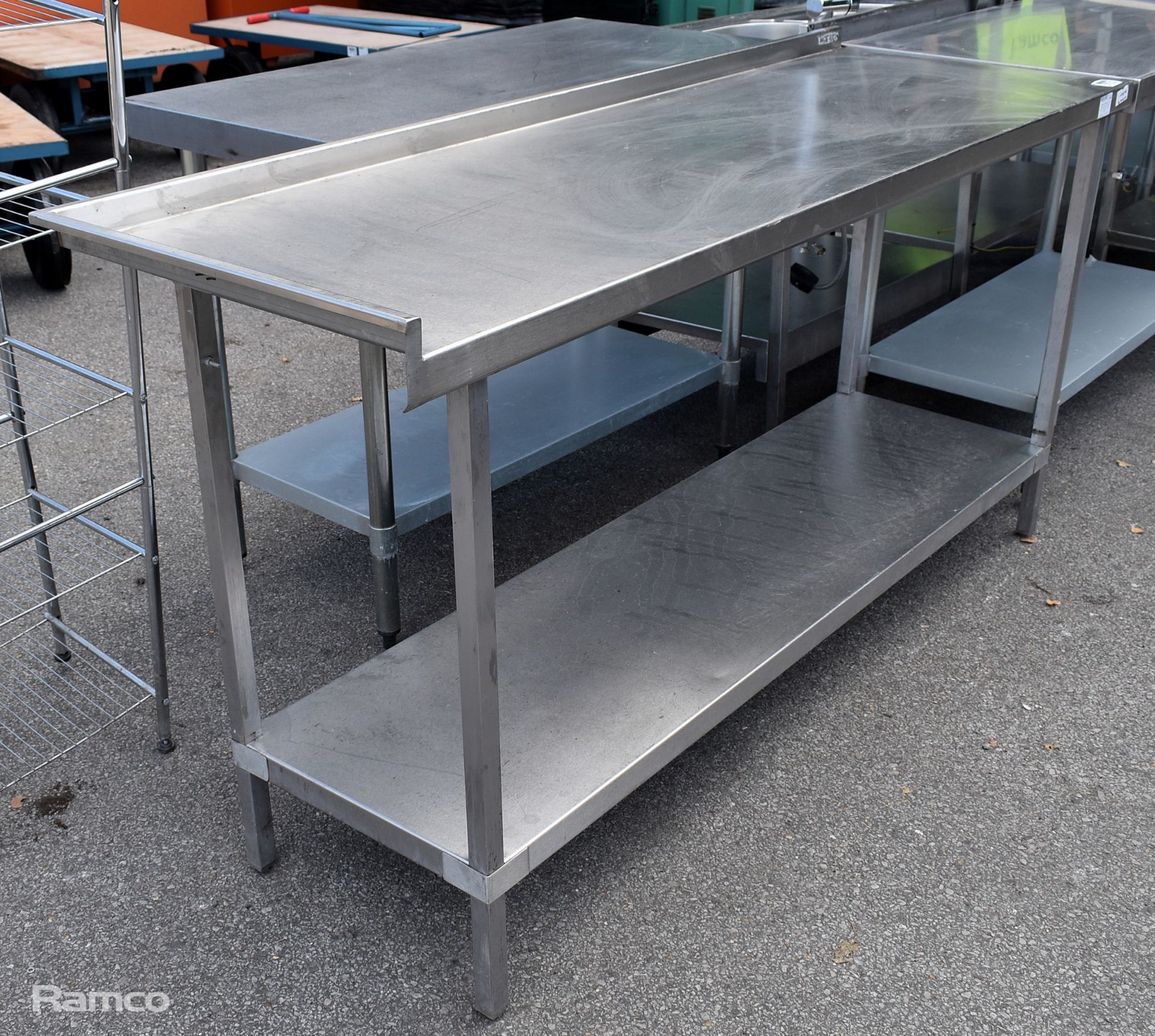 Moffat stainless steel prep table with lower shelf - W 1800 x D 600 x H 930mm - Image 2 of 3