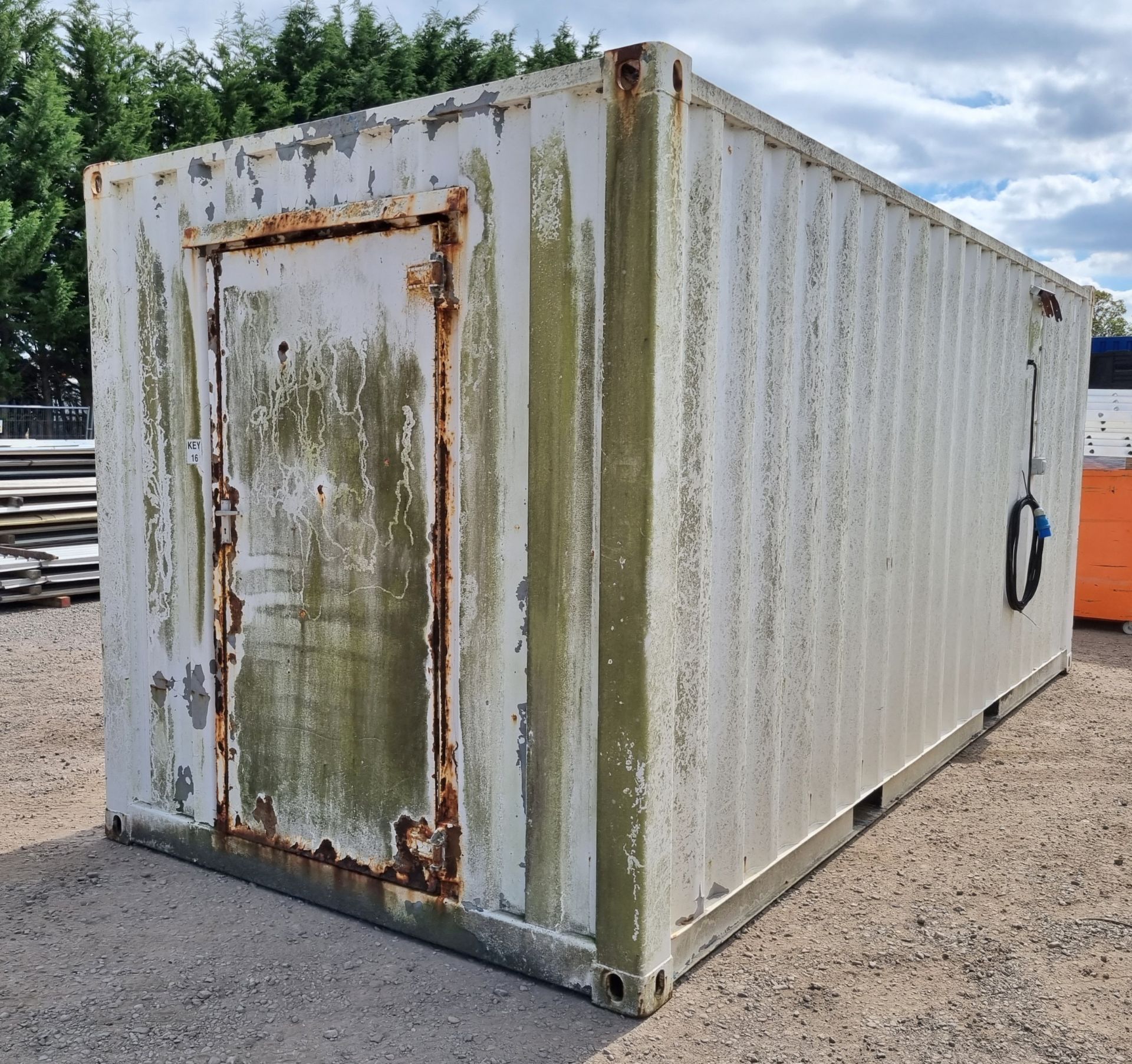 20 foot shipping container with fitted Auto Reel CJ3000 cable drum jacks, ramp - Bild 3 aus 21