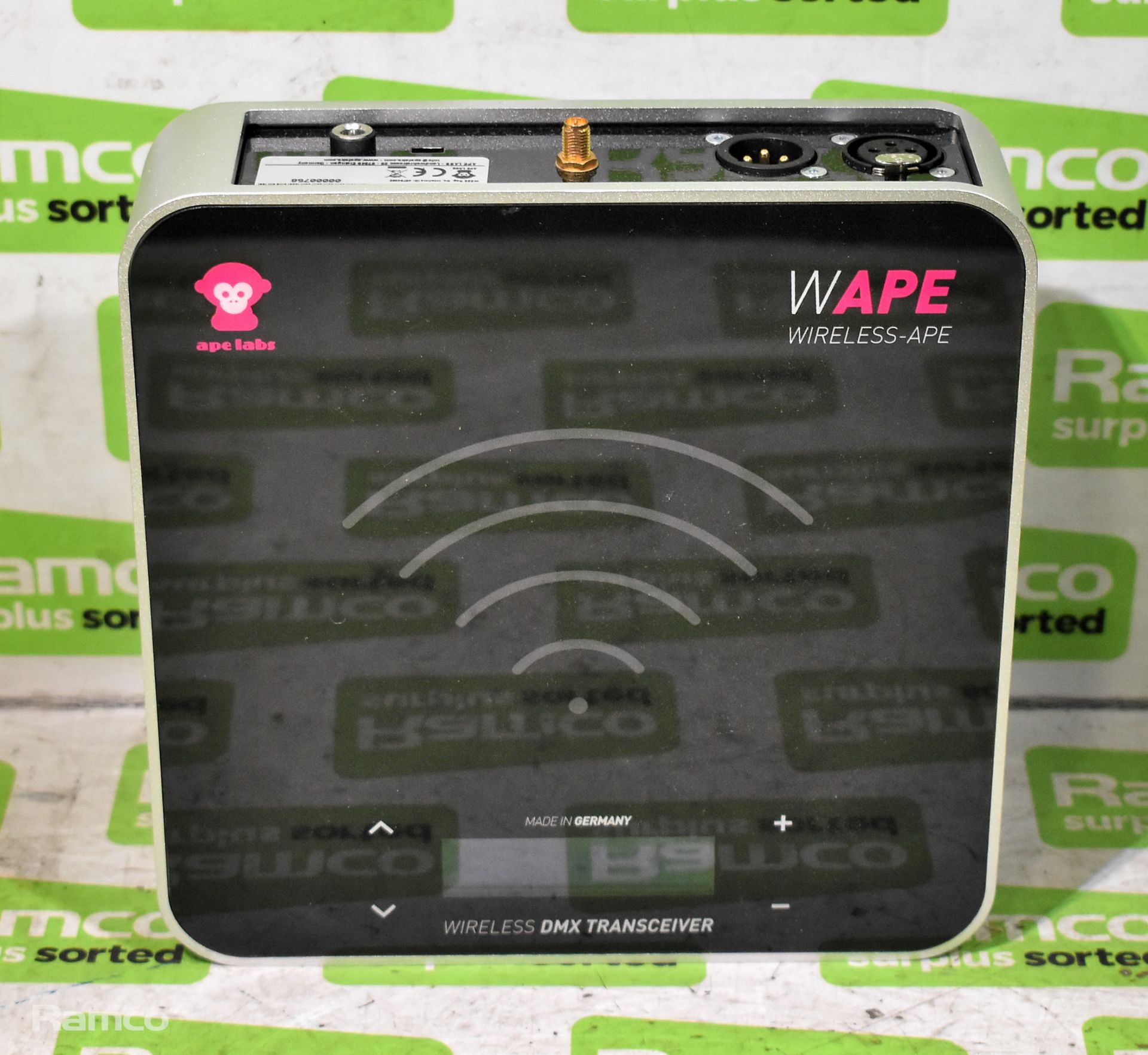 Ape labs W-APE wireless DMX transceiver - L 200 x W 200 x H 65mm