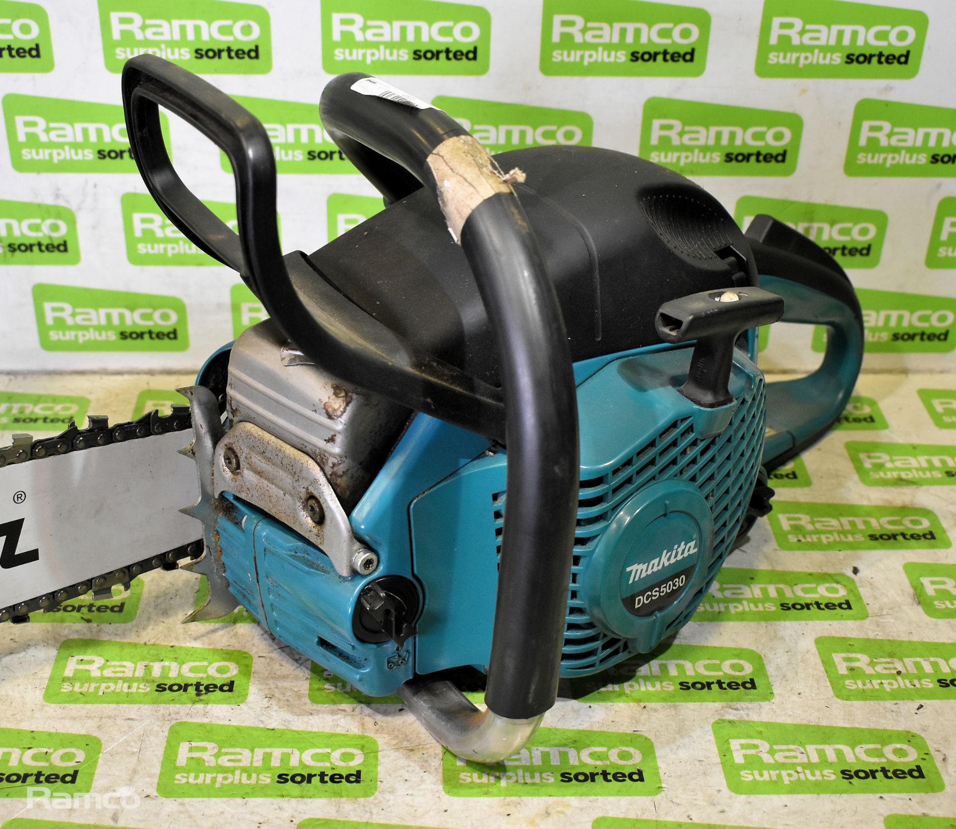 Makita DCS5030 50cc petrol chainsaw - AS SPARES OR REPAIRS - Bild 3 aus 6