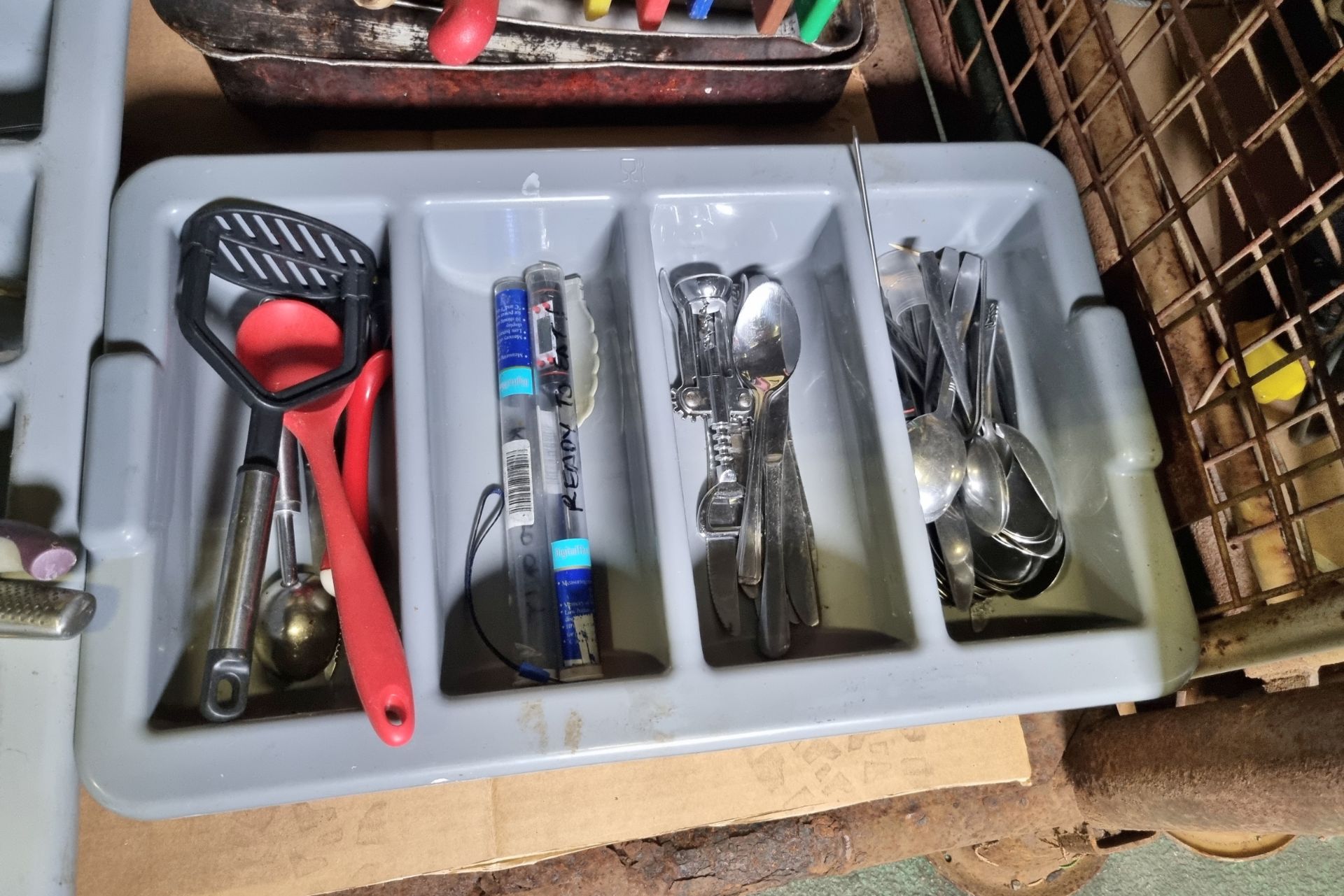 Catering equipment - pans, trays, colander, utensils - Bild 3 aus 6
