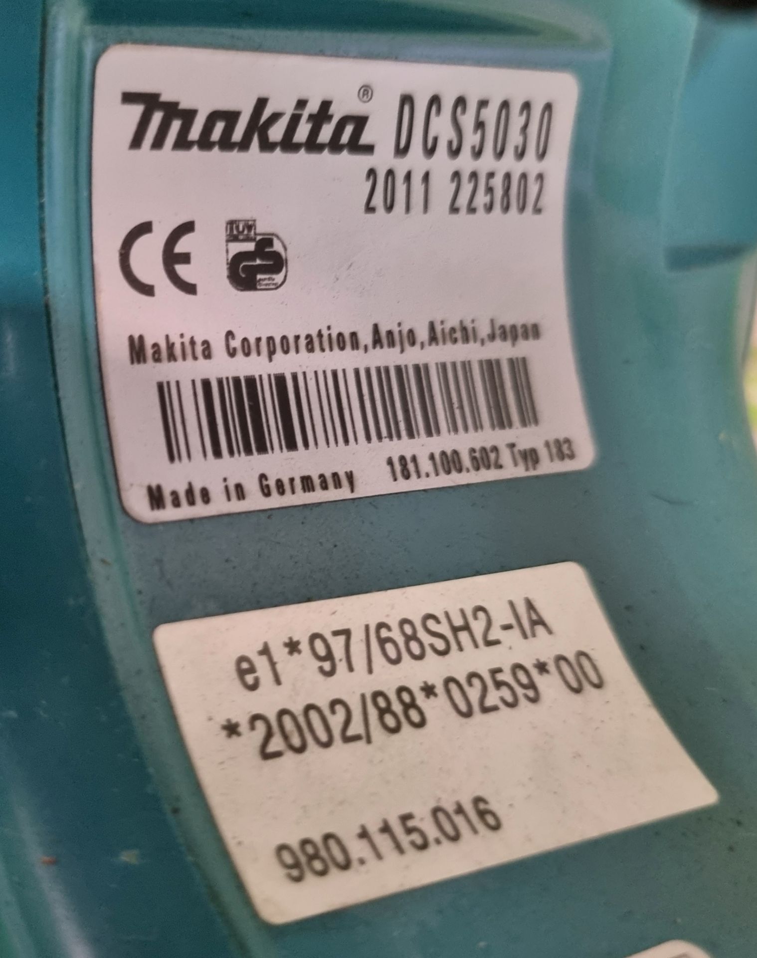 4x Makita DCS5030 50cc petrol chainsaws - AS SPARES OR REPAIRS - Bild 4 aus 5