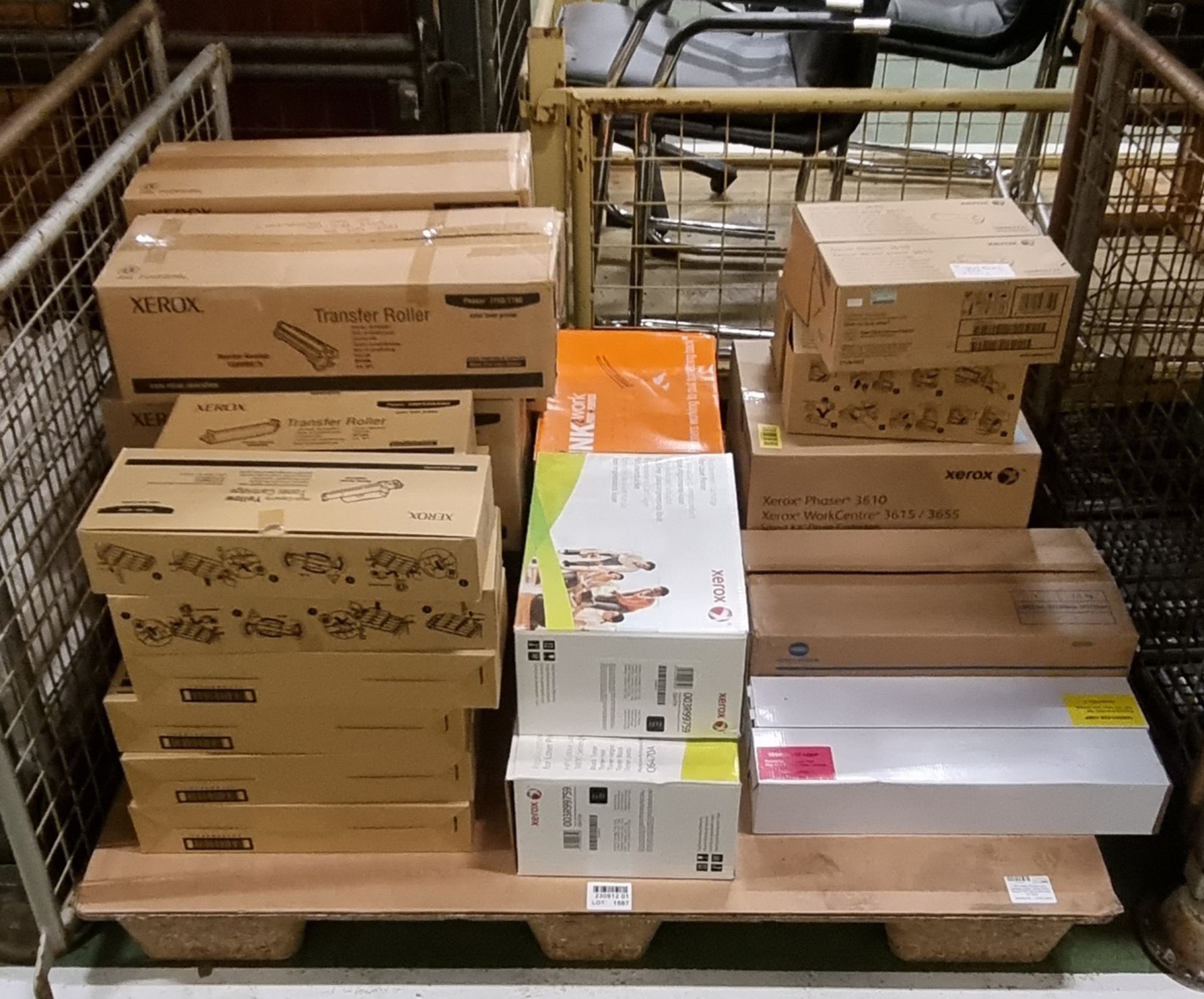 28x boxes of toners and transfer rollers - Xerox 6360, Xerox 7750, Xerox 3610 and HP 3600