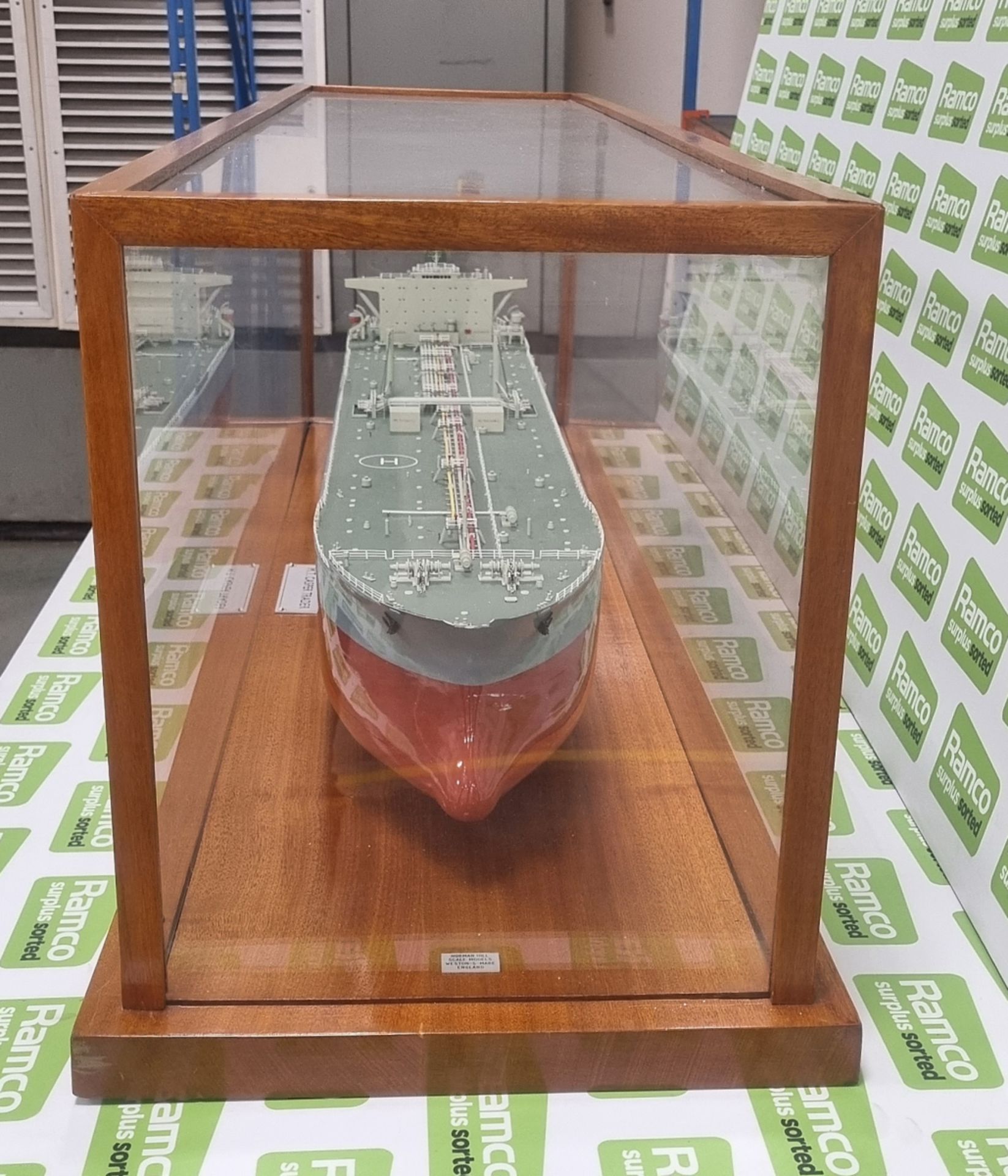 Norman Hill scale model of M.T. Casper Trader Monrovia crude oil tanker - Image 6 of 26