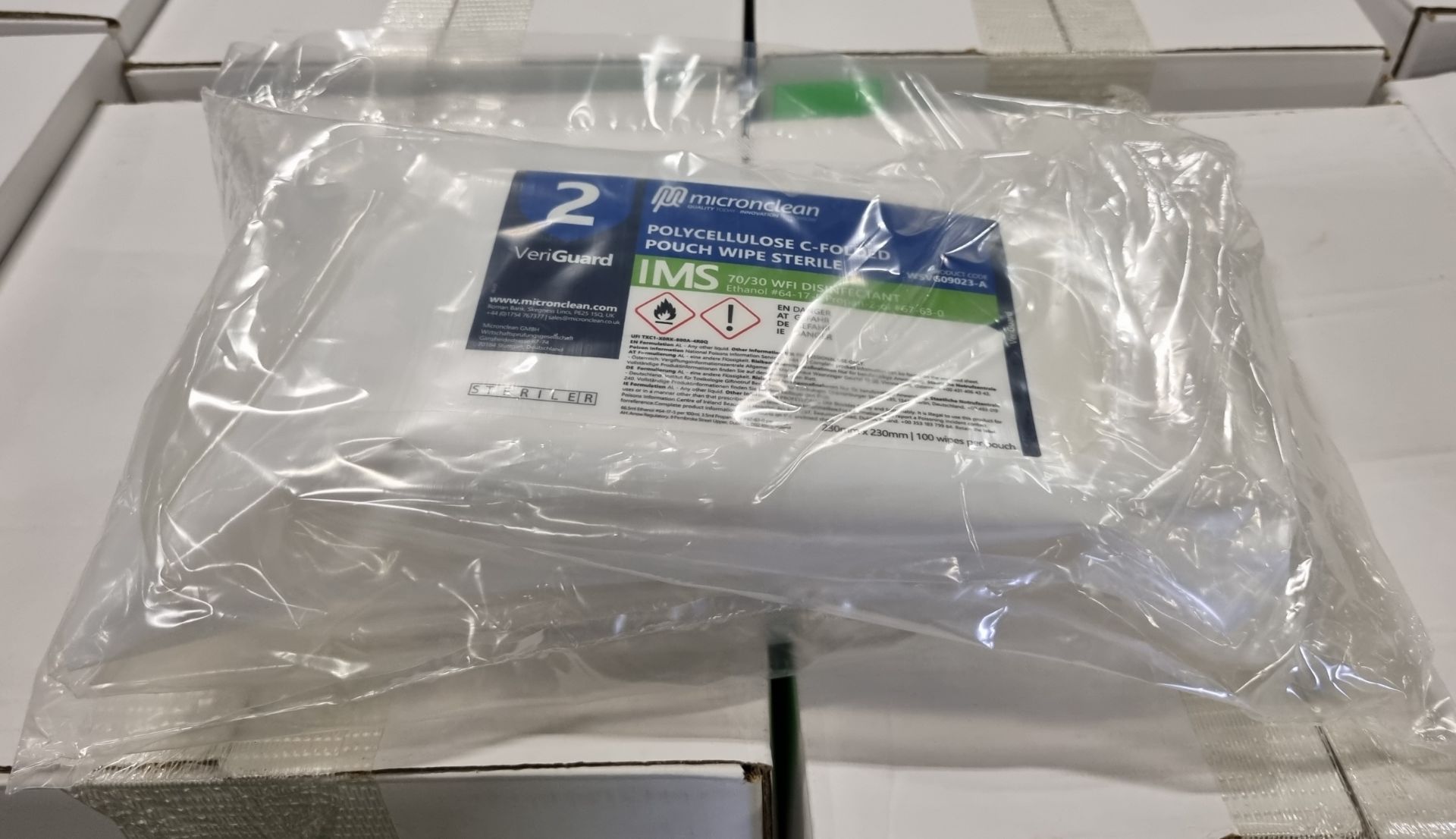 48x boxes of Micronclean Veriguard Polycellulose C-folded pouch wipes - sterile - 230mm x 230mm - Bild 2 aus 4