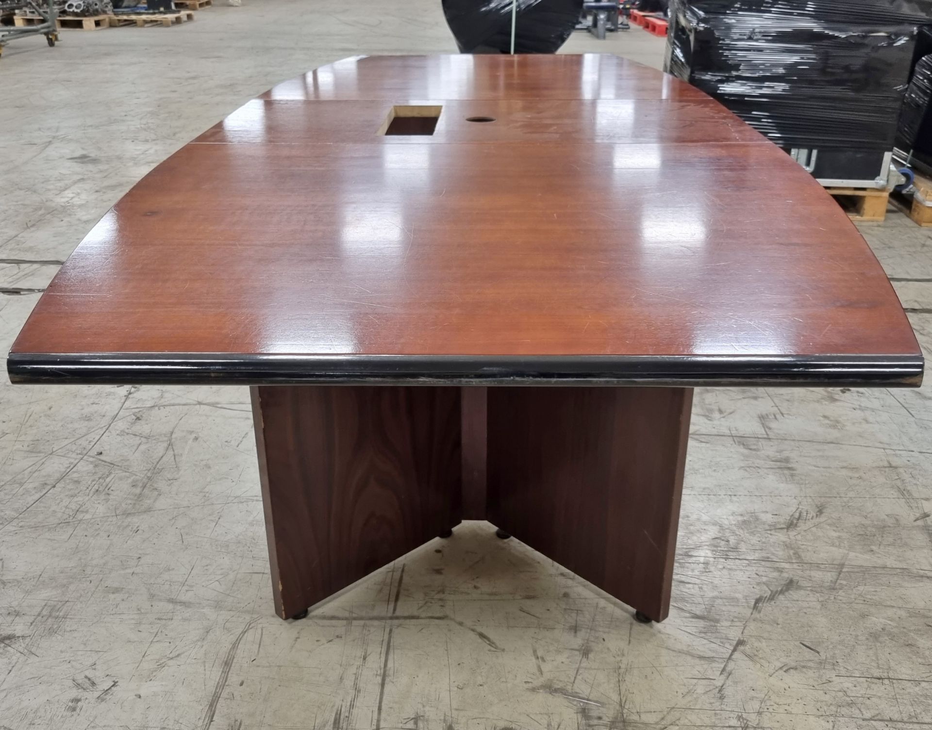 Rosewood 3 part sectional boardroom table on pedestal - L 2900 x W 1300mm - Image 11 of 15