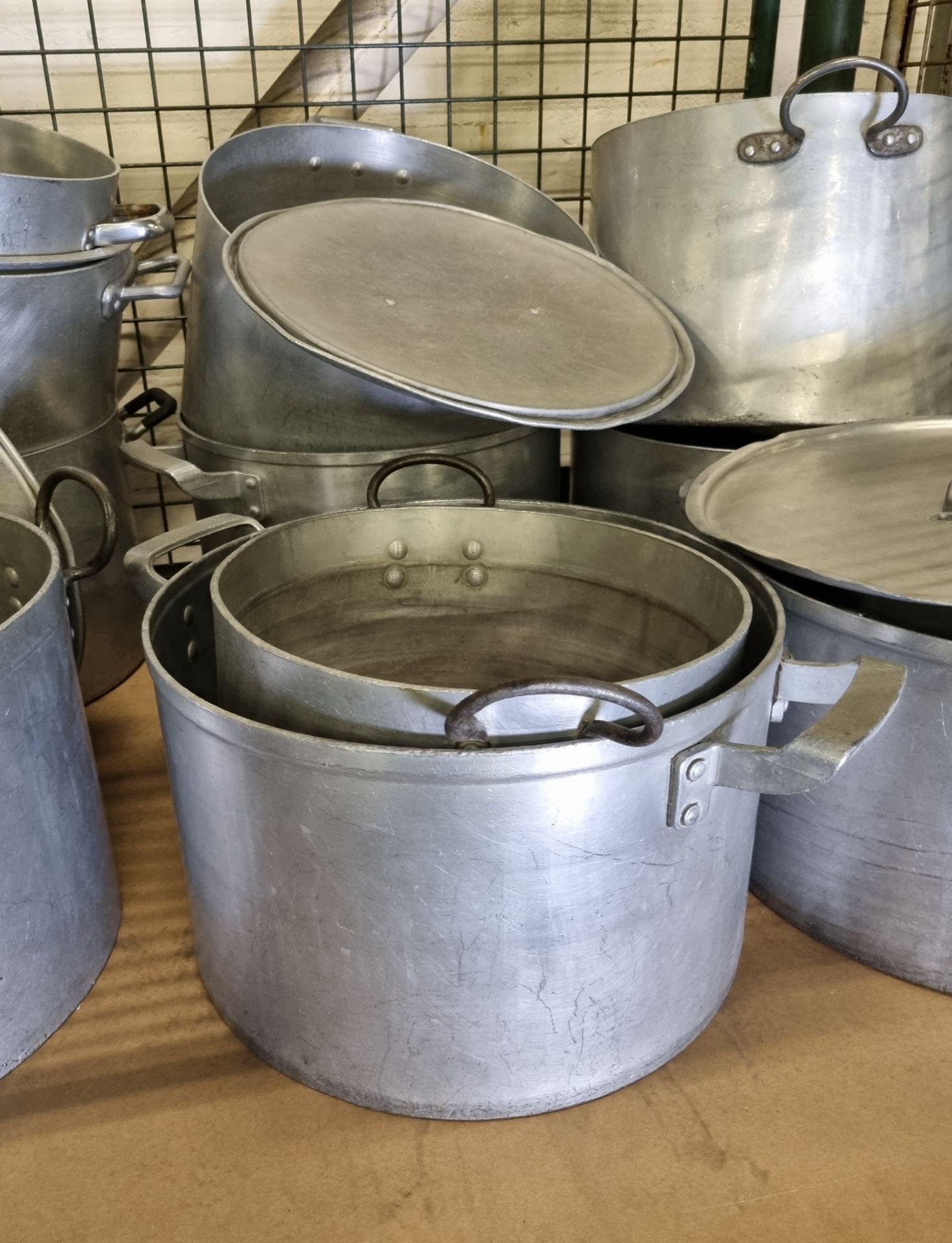 Catering equipment - saucepans - medium and large sizes - Bild 3 aus 4