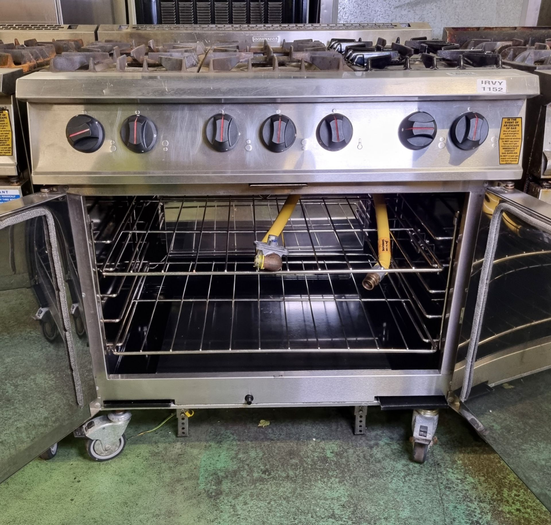 Falcon G2101 OT six burner gas oven range with castors - W 900 x D 880 x H 940 mm - Image 3 of 3