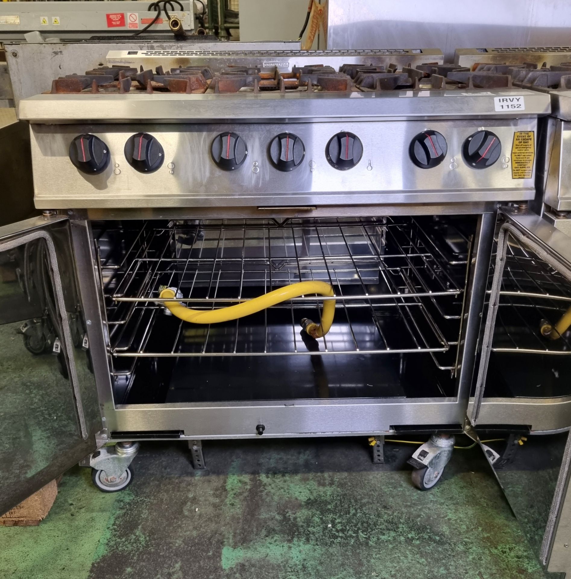 Falcon G2101 OT six burner gas oven range with castors - W 900 x D 880 x H 940 mm - Image 3 of 3