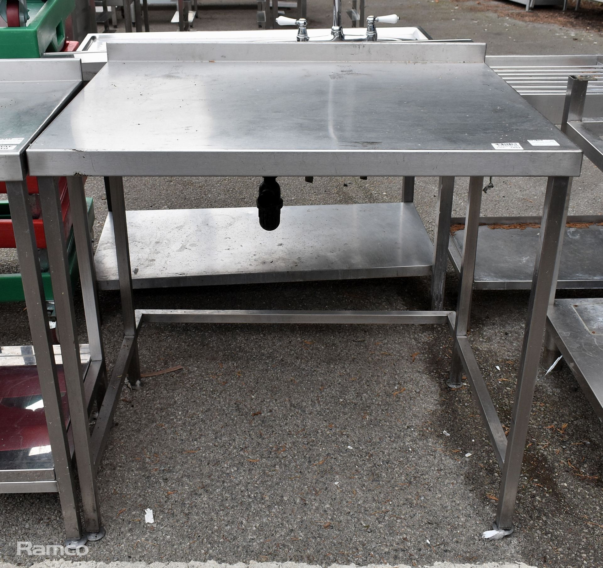 Stainless steel counter top unit - W 1000 x D 830 x H 986 mm