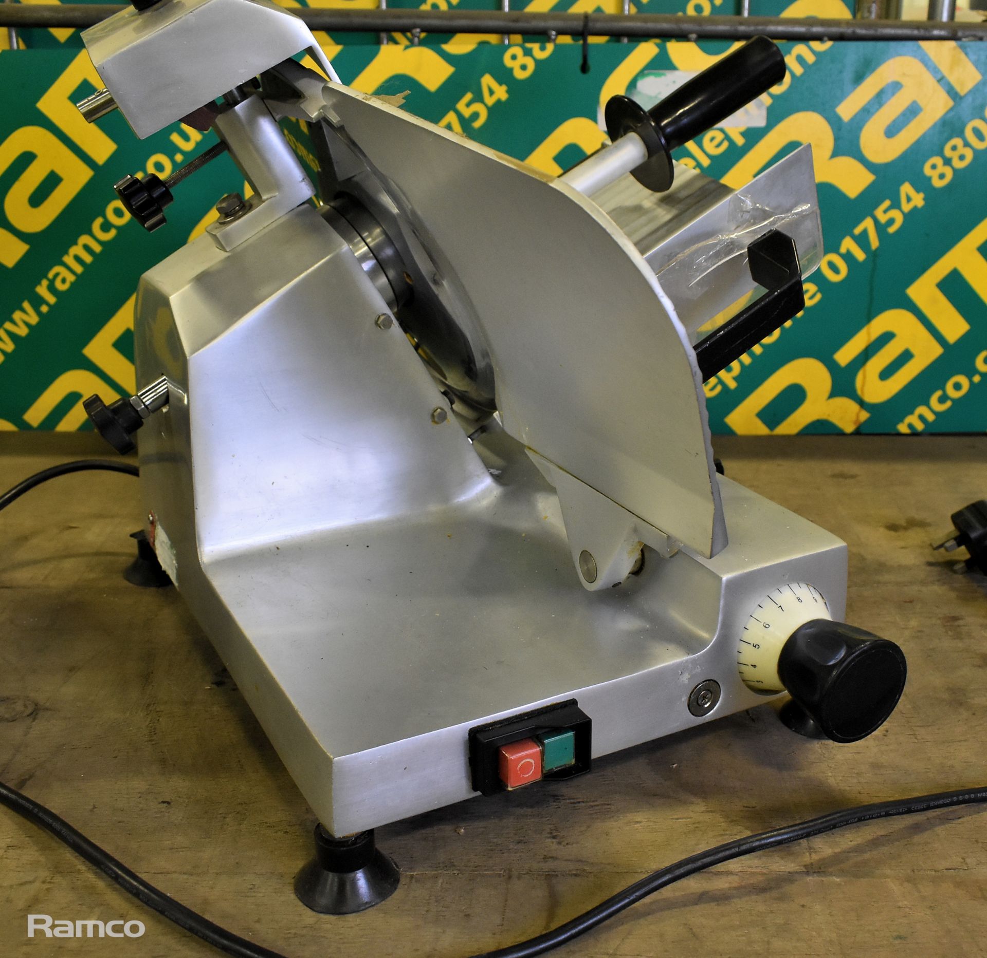 Buffalo CD278 anodised aluminium meat slicer - 250mm cutting blade - Bild 8 aus 10