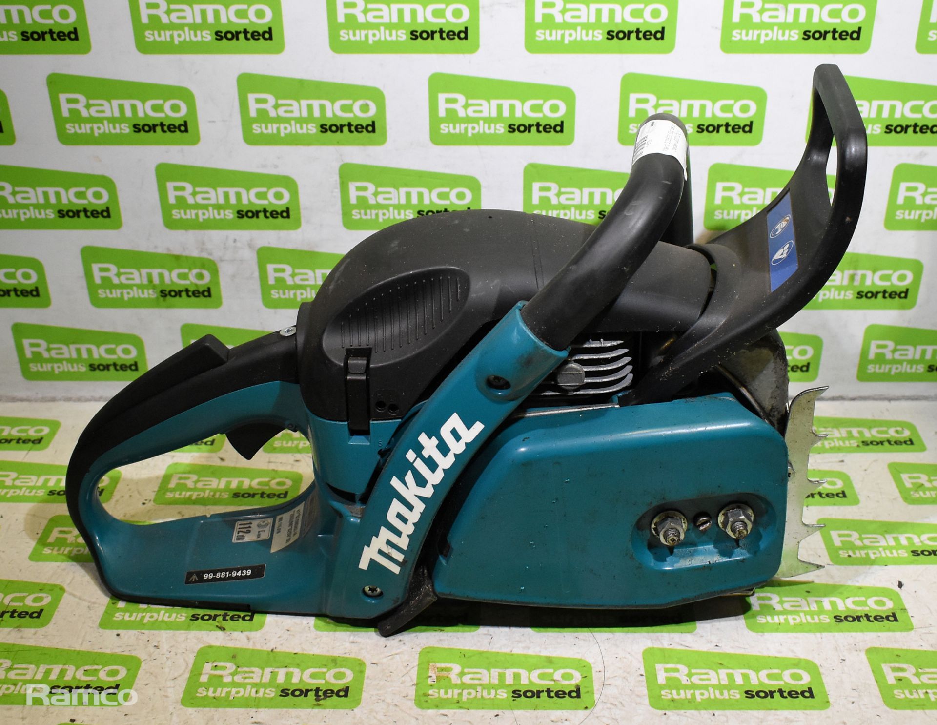 4x Makita DCS5030 50cc petrol chainsaw bodies - AS SPARES OR REPAIRS - Image 2 of 21