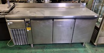 Zanussi 3 door 1 drawer counter fridge 250V - L 1840 x W 700 x H 950mm