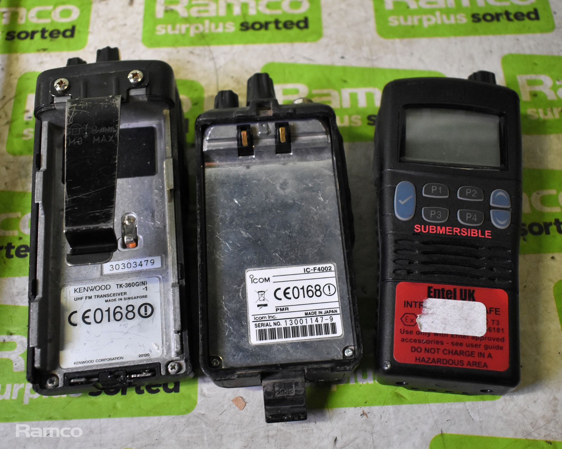 Approx 57x assorted two way radios - 19x Motorola GP900, 19x GP300, 10x Vertex, 1x Icom, 1x Maxon - Image 4 of 4
