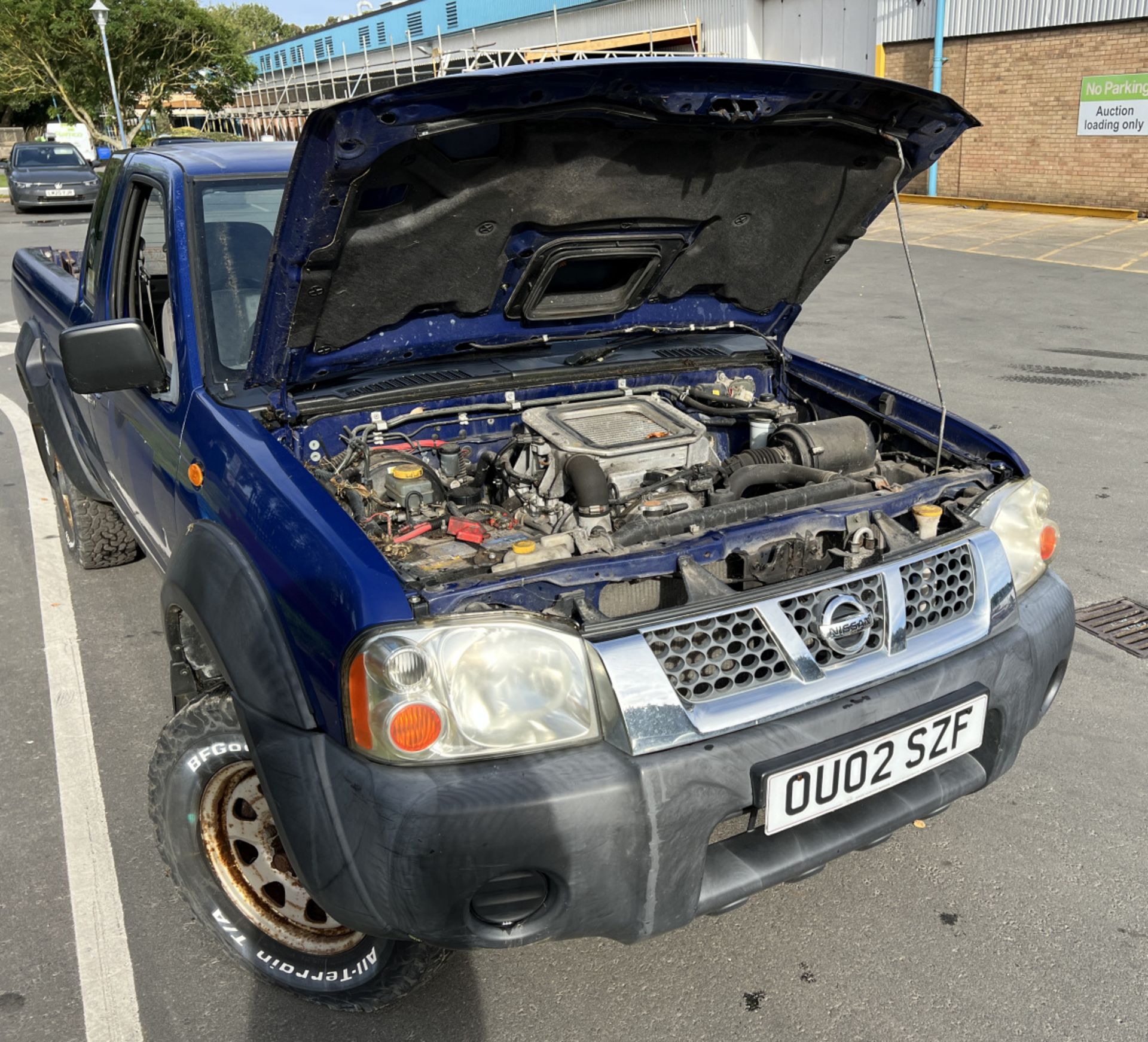 Nissan D22 Pickup with Tommy lift tail lift - 2002 - 2.5L - MOT EXPIRED PLEASE SEE DESC. - Image 33 of 37