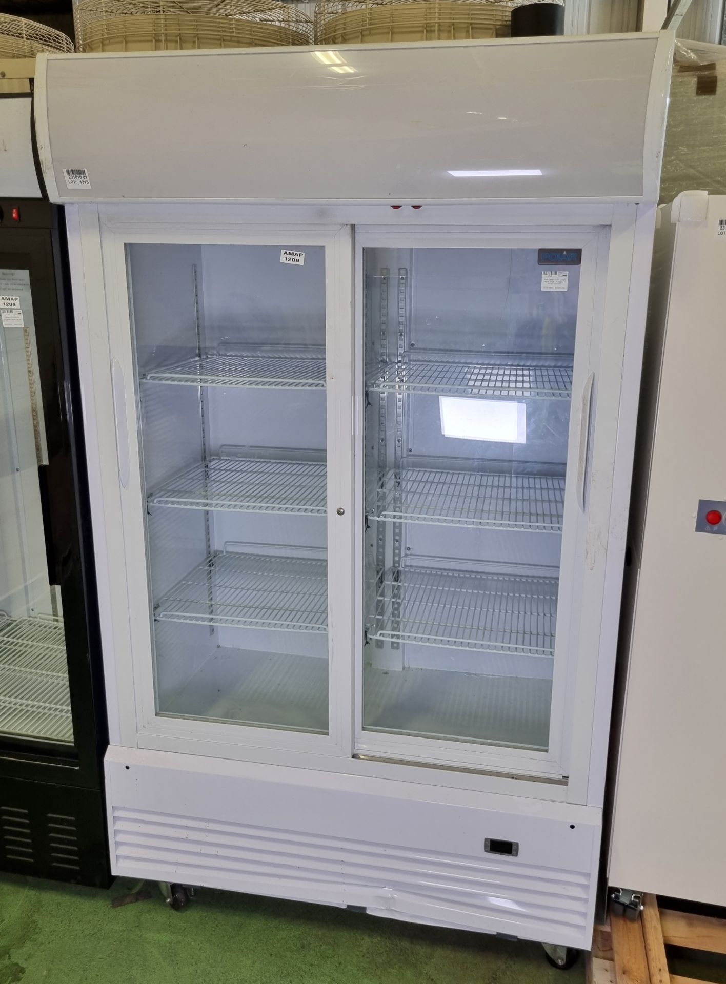 Polar GE581 500W upright display fridge - W 1220 x D 700 x H 2070mm