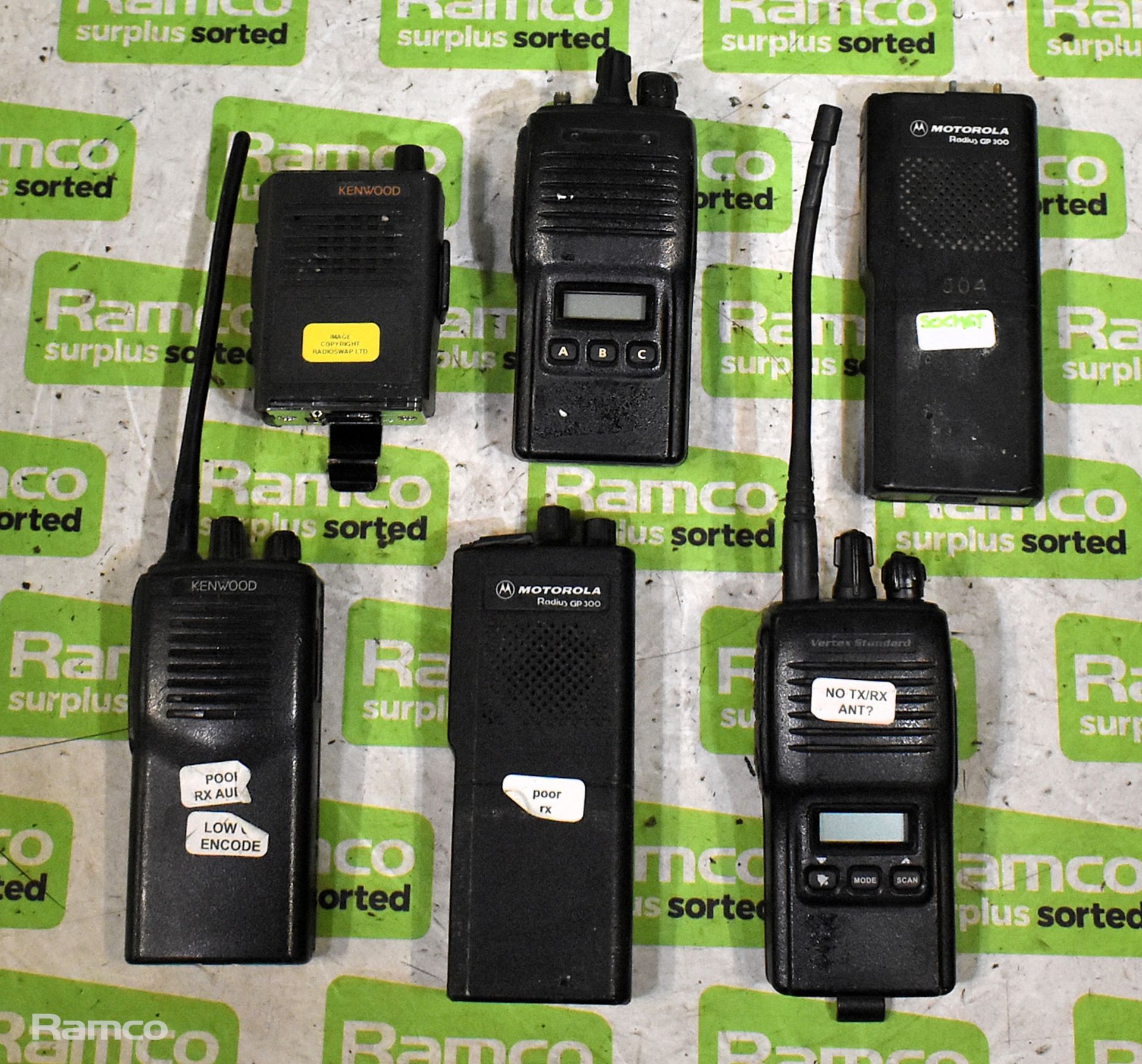 Approx. 57x assorted two way radios - 19x Motorola GP900, 19x GP300, 10x Vertex, 1x Icom, 1x Maxon, - Image 2 of 5