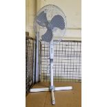 White 14 inch adjustable height freestanding fan - height: 1100 - 1250mm