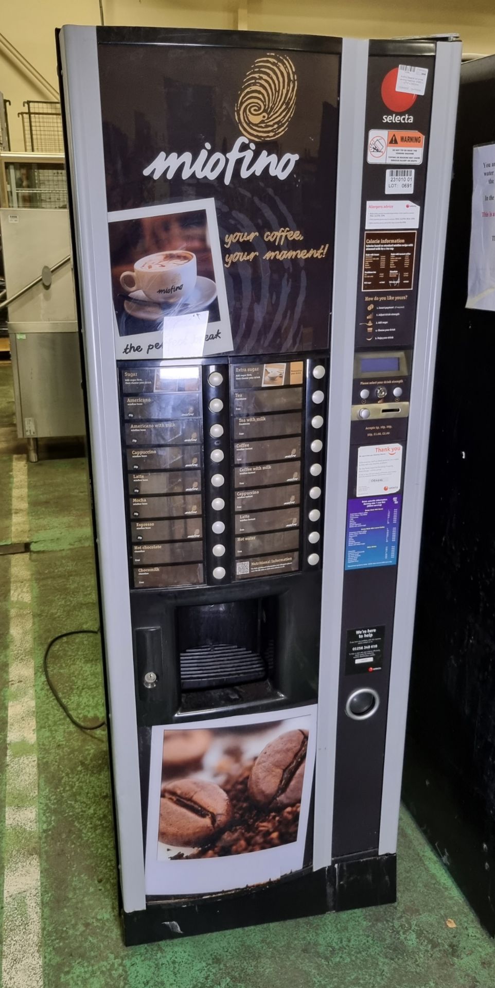 Miofino Selecta hot drinks vending machine H 1850 x W 750 x D 650mm