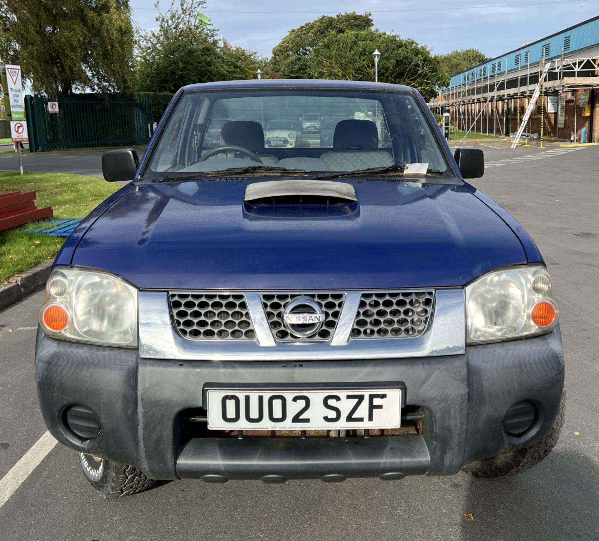 Nissan D22 Pickup with Tommy lift tail lift - 2002 - 2.5L - MOT EXPIRED PLEASE SEE DESC. - Image 8 of 37