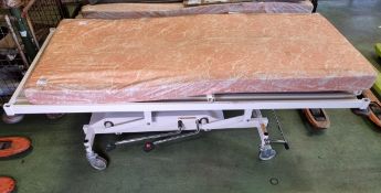 Nisbet & Evans hydraulic medical bed - L 2200 x W 1050mm - adjustable height