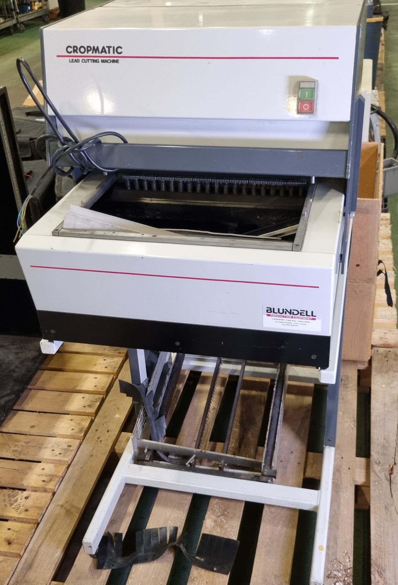 Blundell Production Equipment Cropmatic lead cutting machine - Serial No. 455 - 3 phase 415V 400W