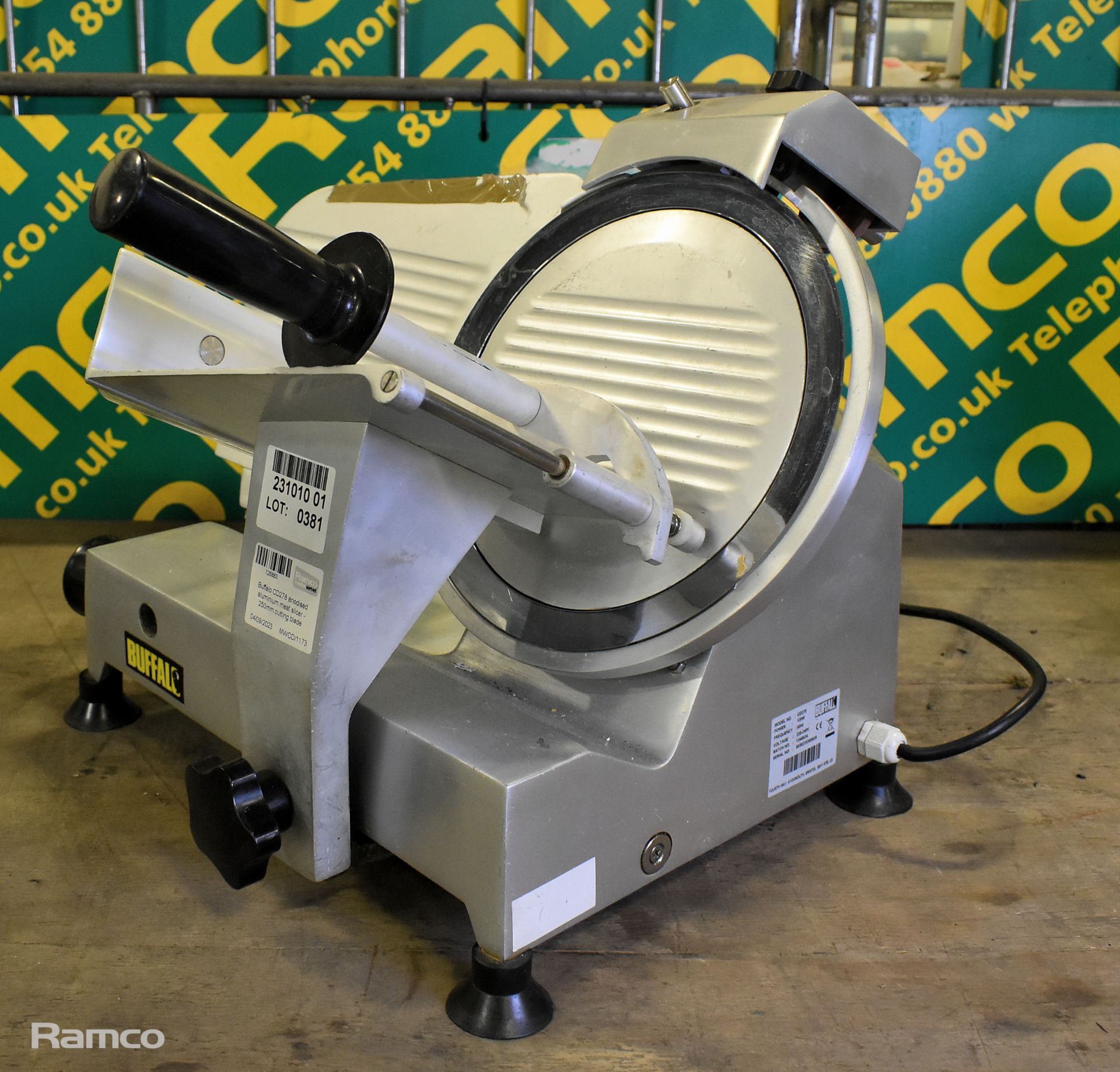 Buffalo CD278 anodised aluminium meat slicer - 250mm cutting blade - Bild 3 aus 10